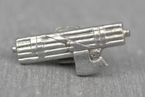 Italian dagger grip badge