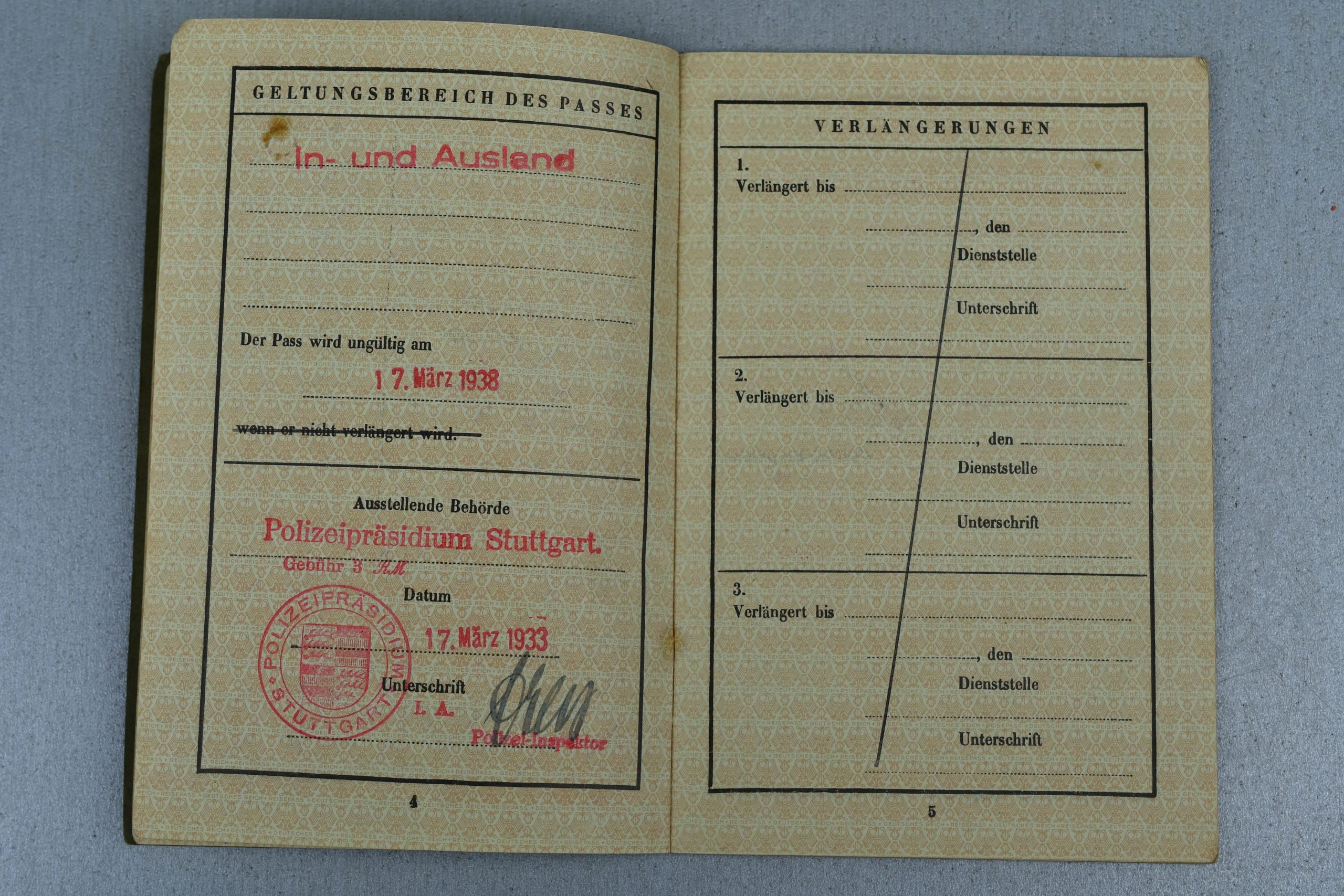 German pasport 'Reisepass' 1933 — image 4