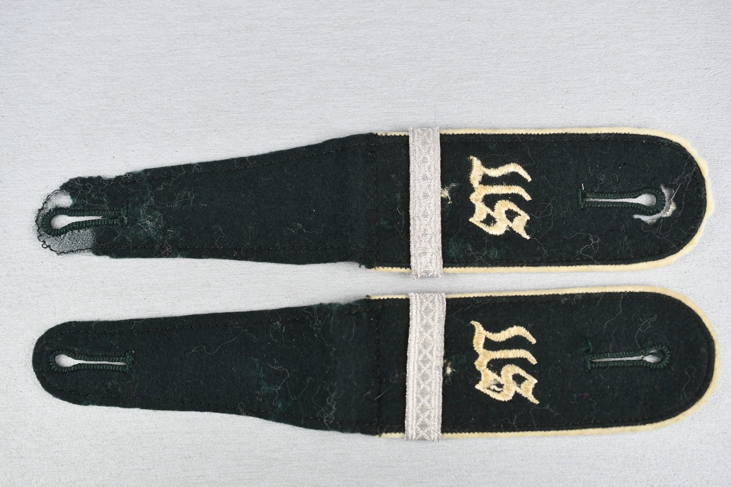 M36 army (Heer) infantry NCO-kandidate school shoulder boards ' Unteroffiziersschule' — image 2