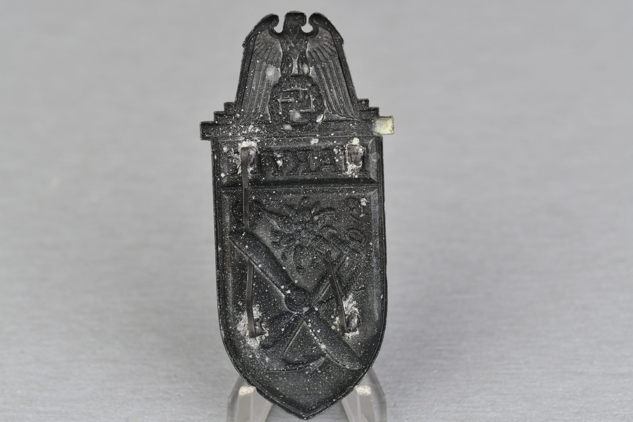 Army (Heer) Narvik campaign shield 1940 by Deumer — image 4