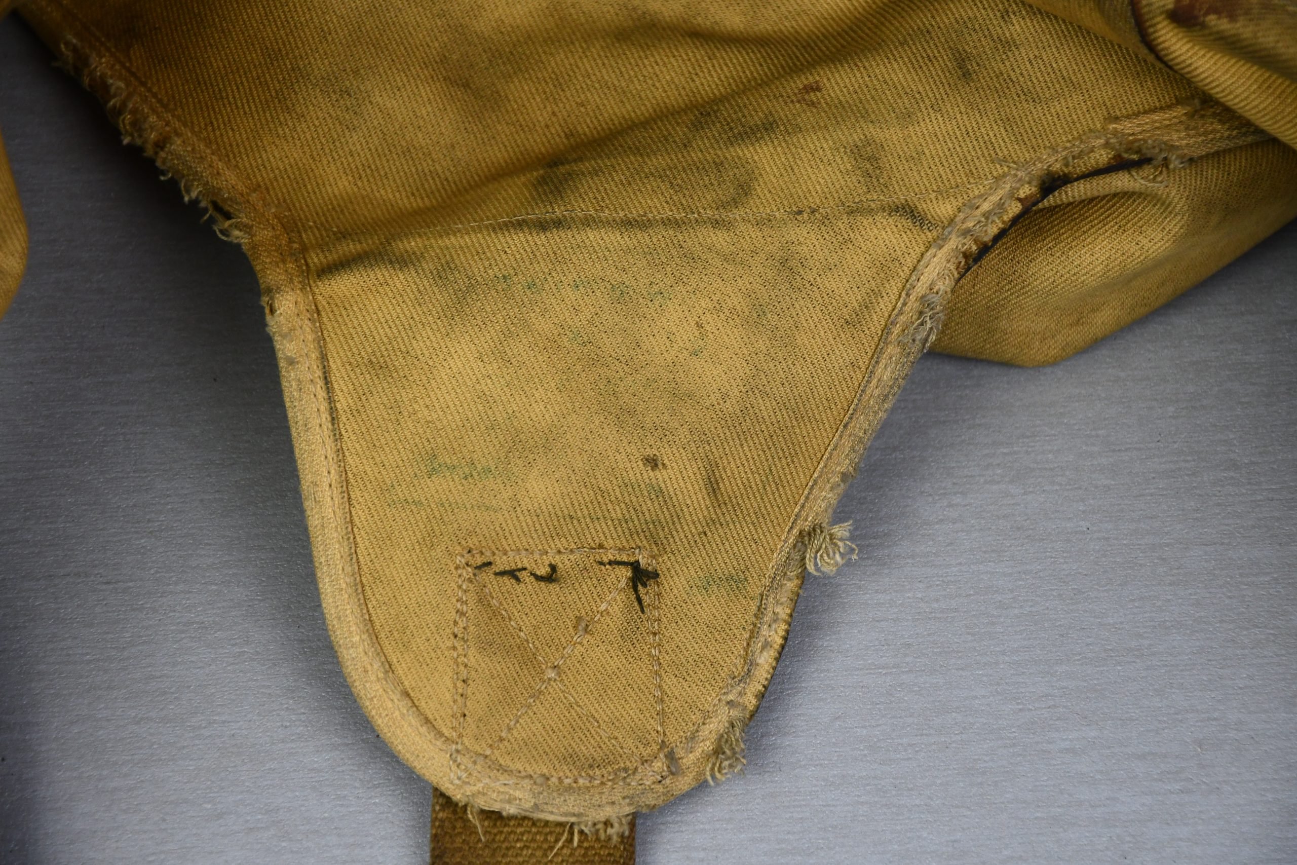 Luftwaffe pilot 'Schwimmweste' type 10-30 B-2 — image 11