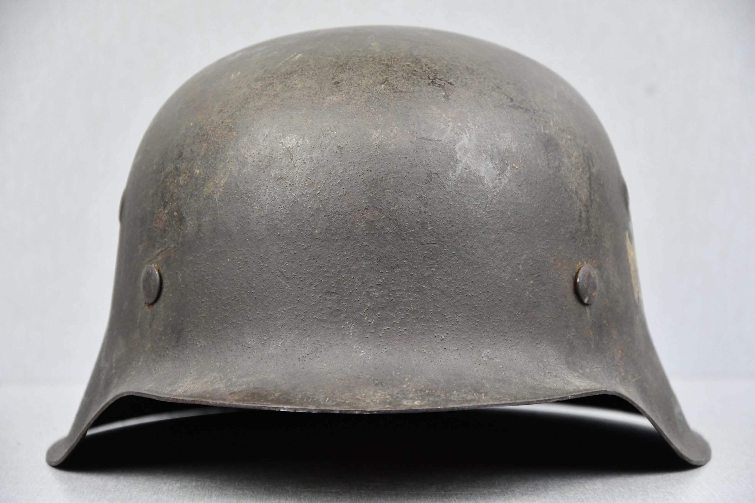 M42 army (Heer) single decal steel helmet ET64 — image 3