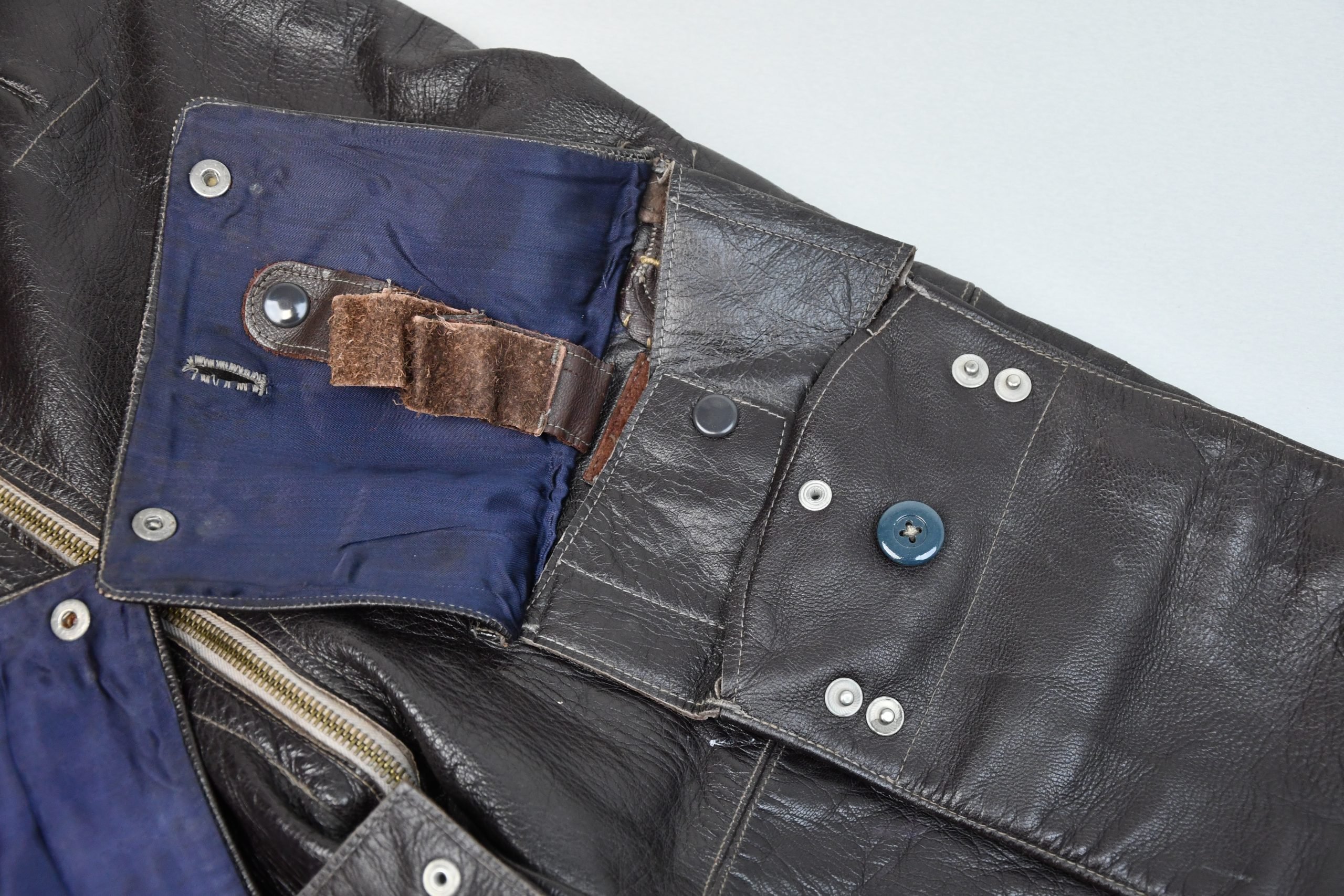 RARE Luftwaffe late-war 'Reich Defence' leather fighter pilot trousers with RBNr. — image 17