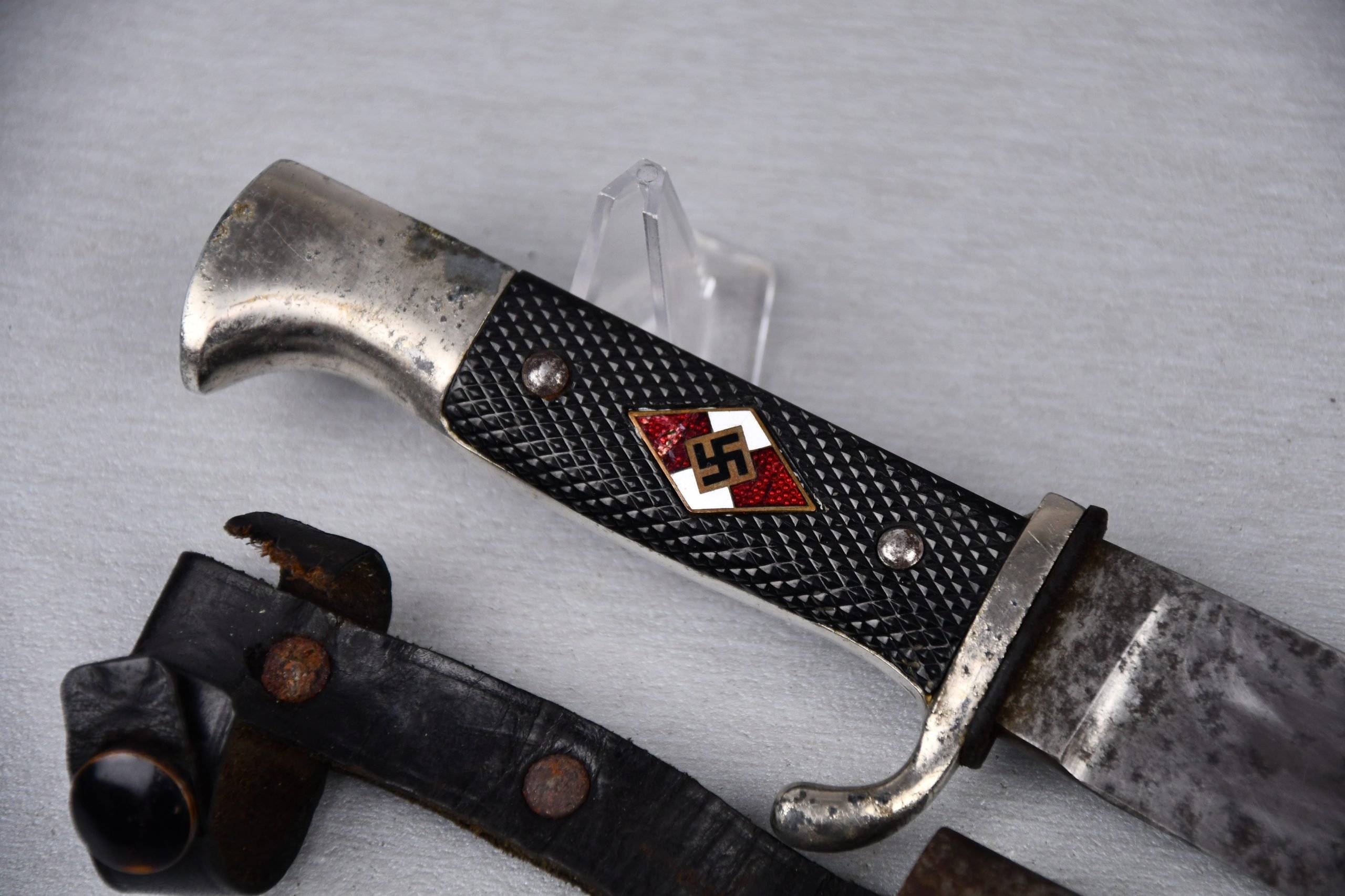 Hitlerjugend knife by RZM M7/13 Schuttelhofer Artur & Co. (ASSO), Solingen — image 2