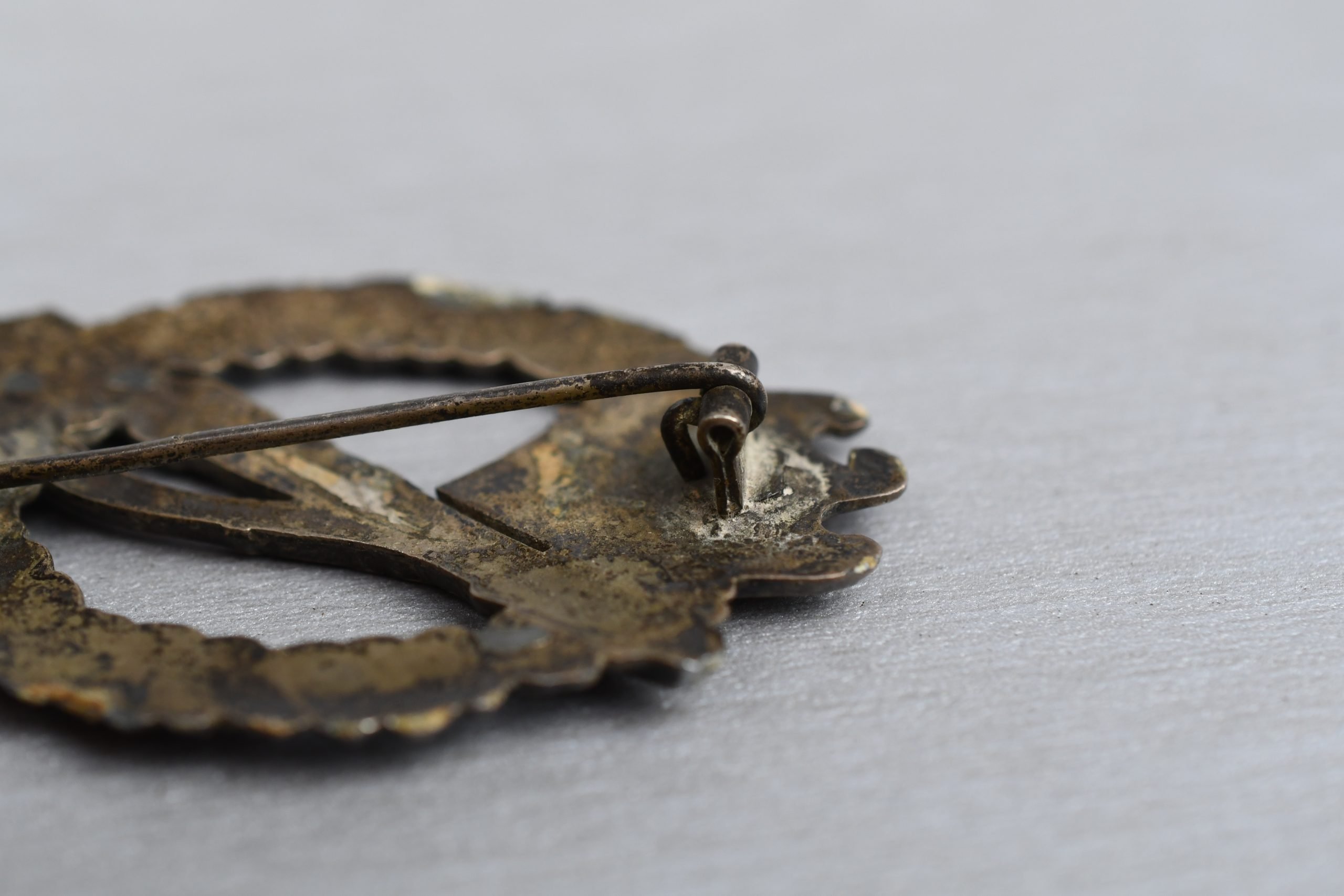 Infantry assault badge in silver by Frank & Reif — image 4