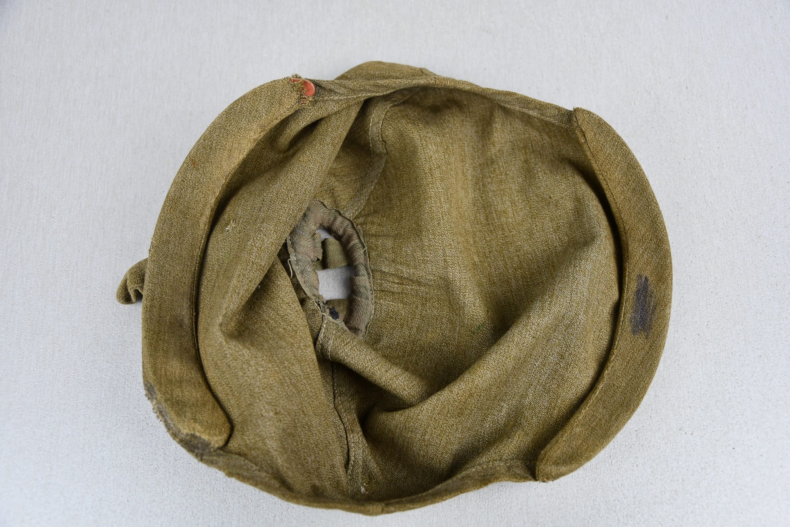 WW1 German officer spike helmet cover 'D.R.P.' — image 3