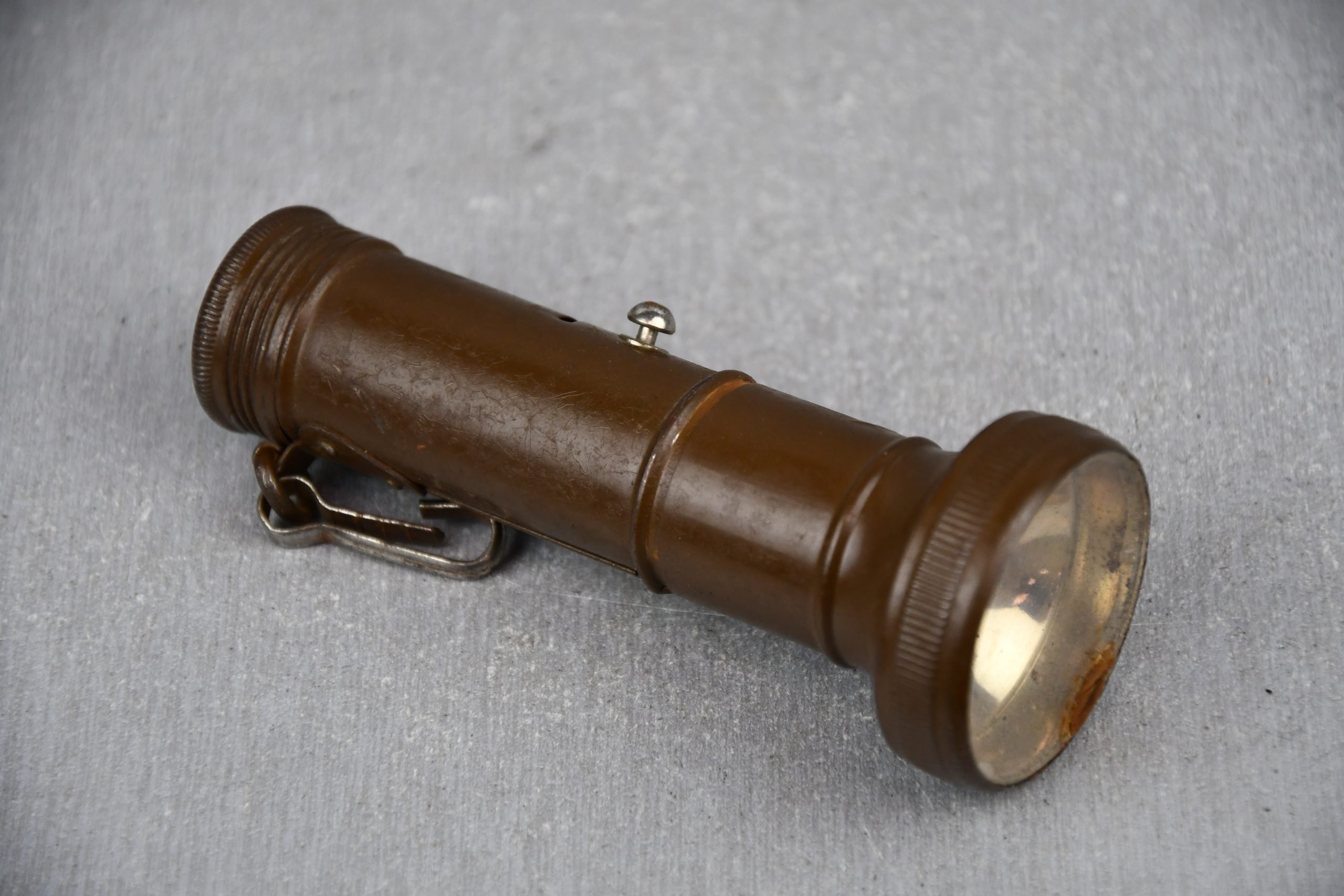 Wehrmacht flash light Pertrix 577 — image 3