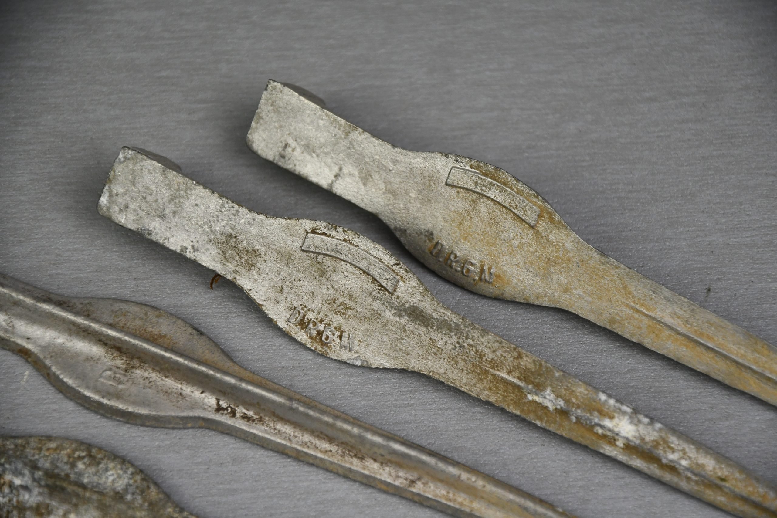 Early German aluminum tent pegs 'D.R.G.M.' — image 2