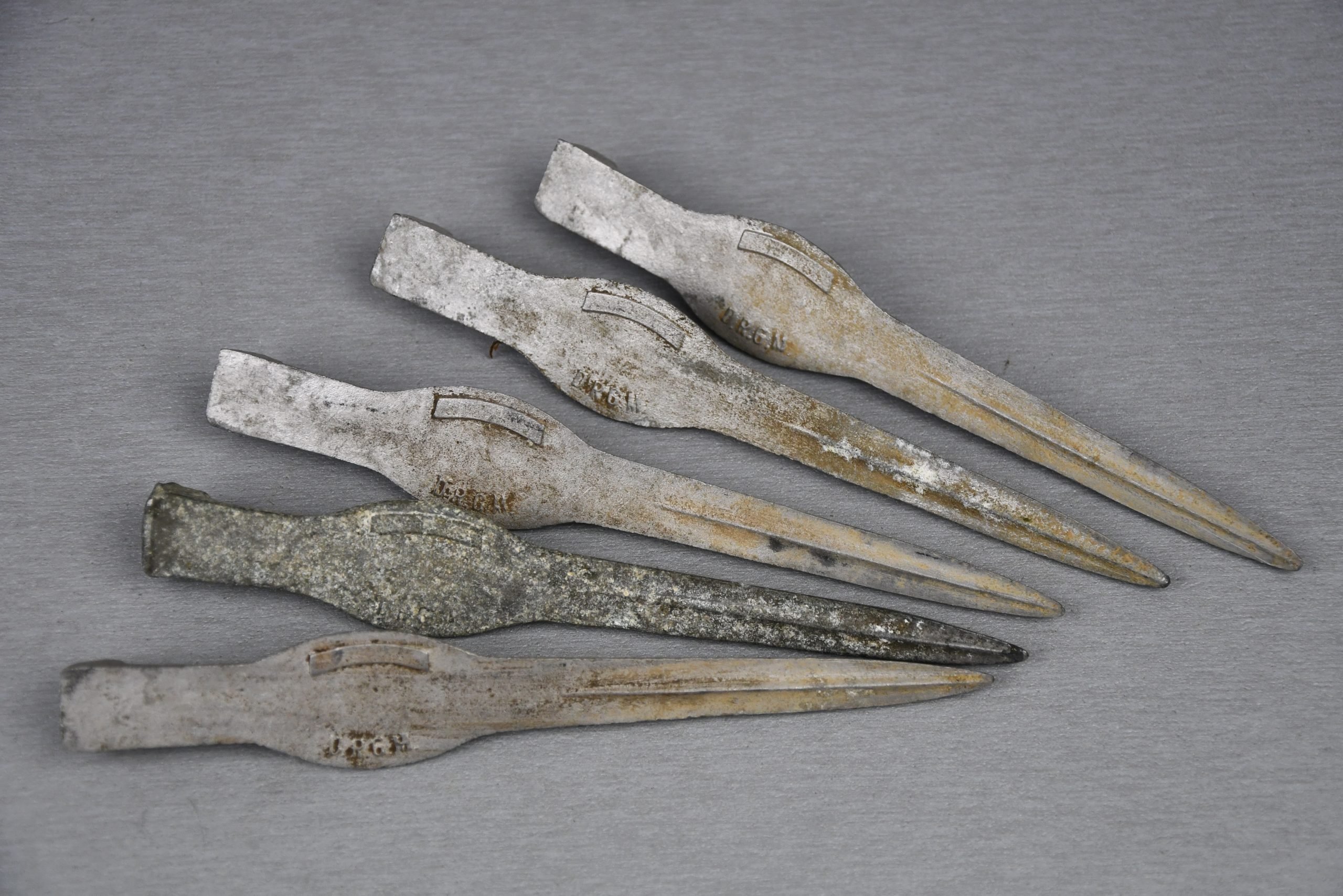 Early German aluminum tent pegs 'D.R.G.M.' — image 3