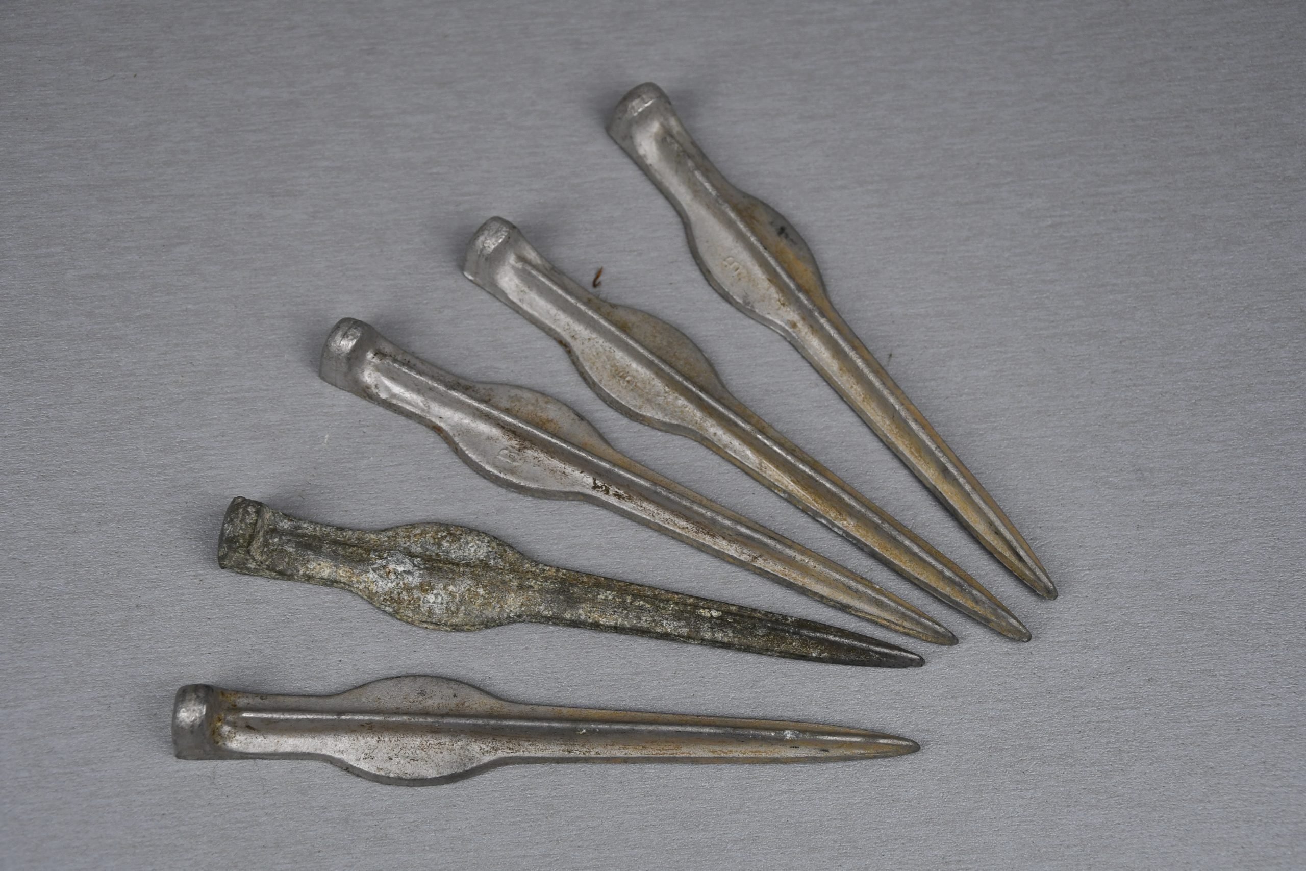 Early German aluminum tent pegs 'D.R.G.M.' — image 4
