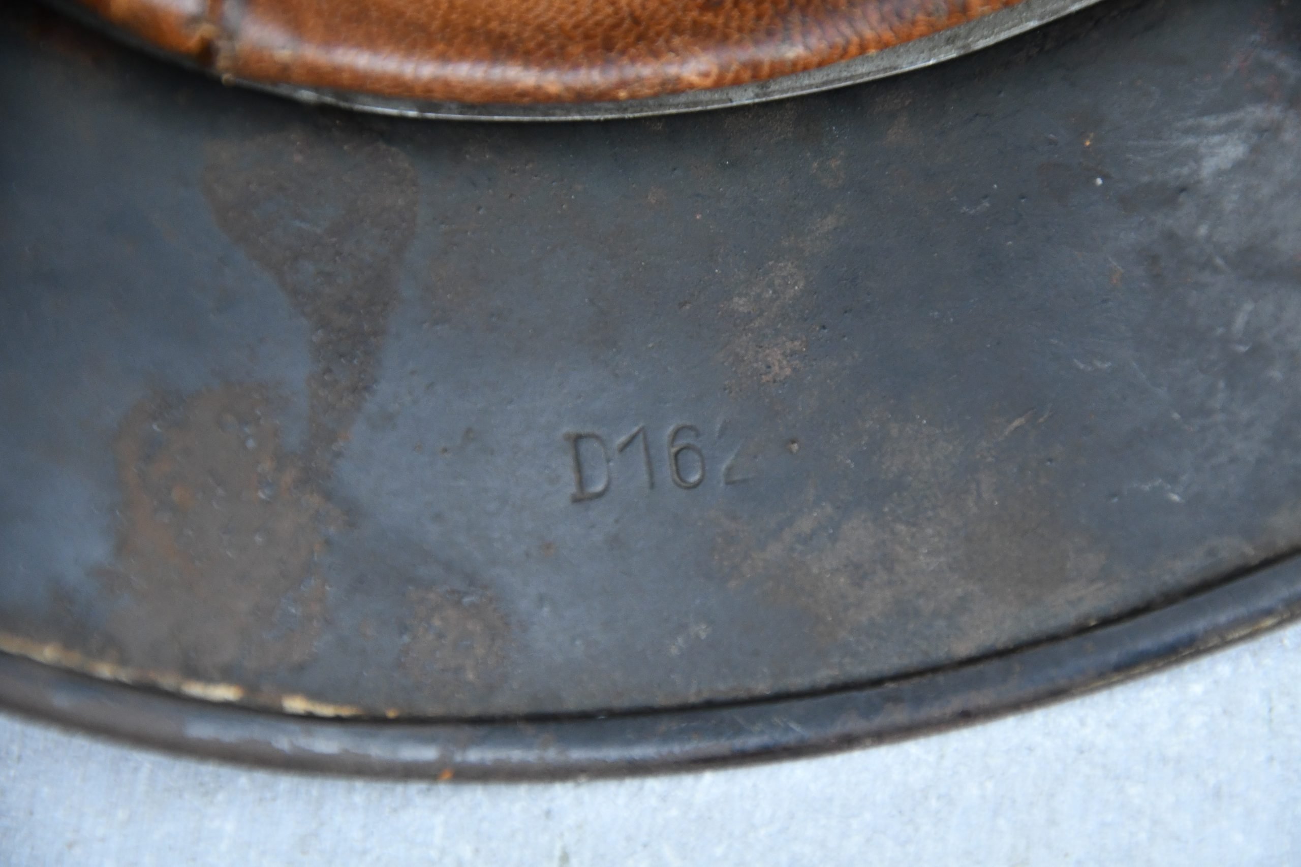 M40 Army (Heer) single decal steel helmet NS64 — image 13