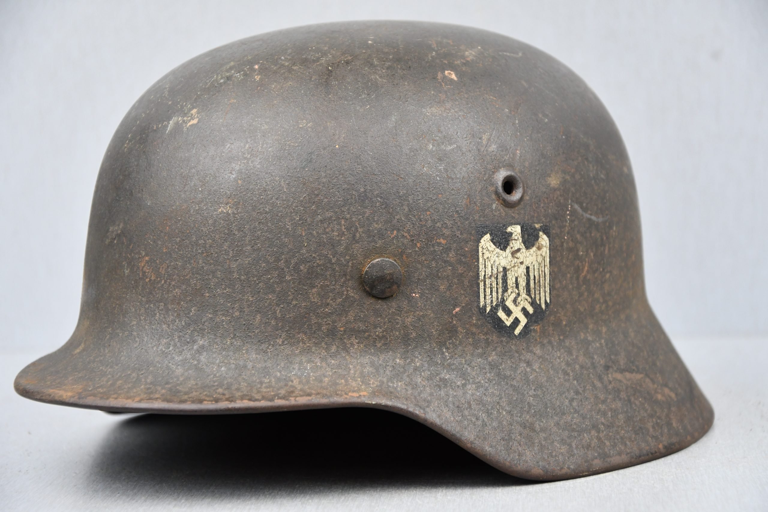 M40 Army (Heer) single decal steel helmet NS64 — image 6