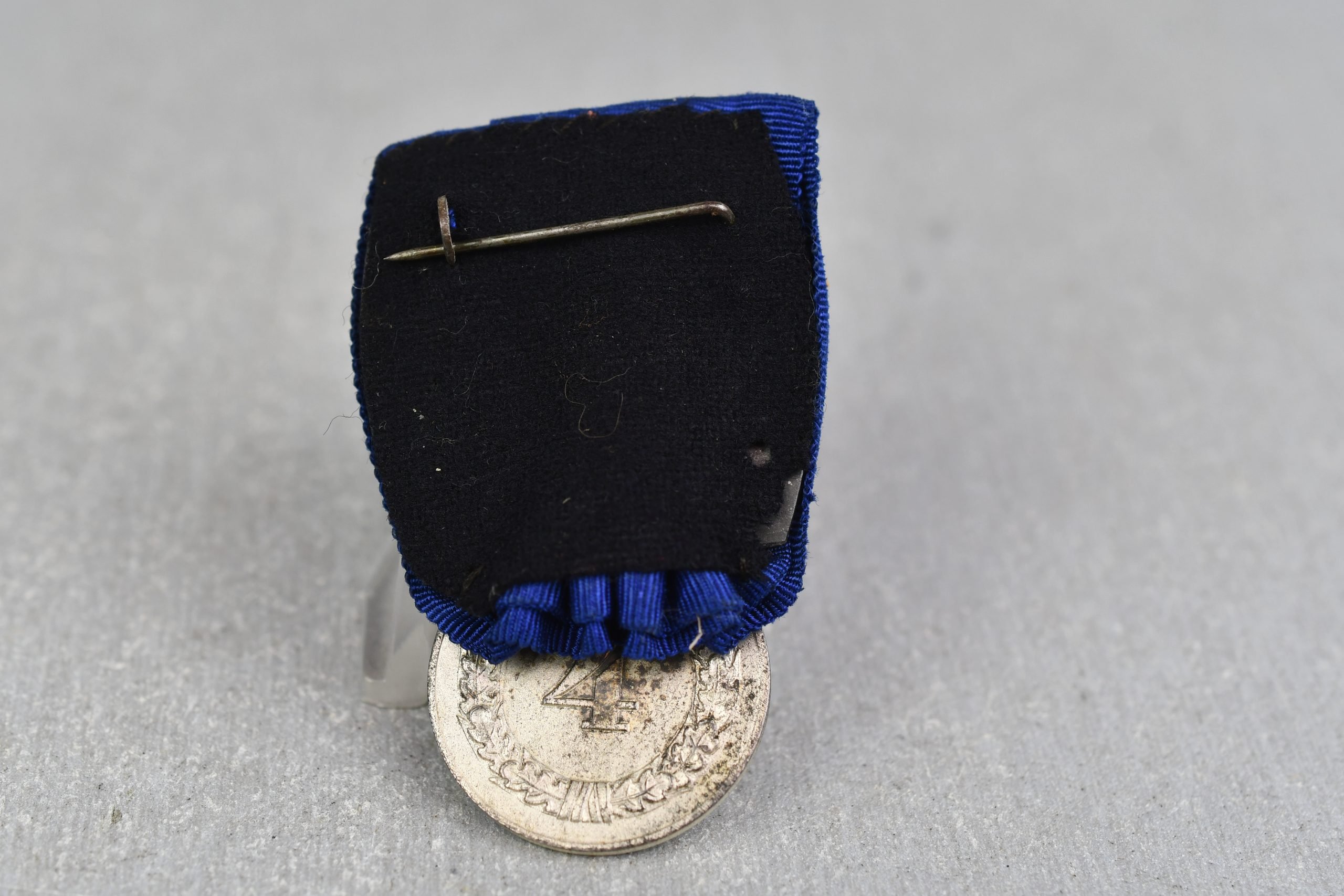 Army (Heer) 4 years faithful service medal single mount bar — image 2