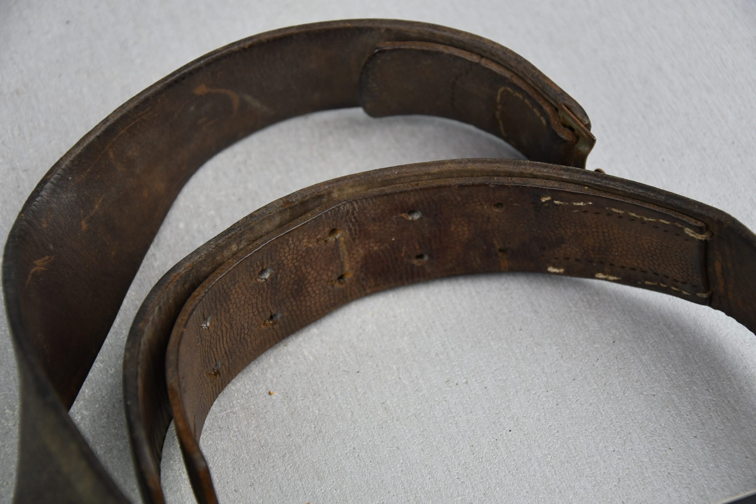 Wehrmacht leather equipment belt — image 4