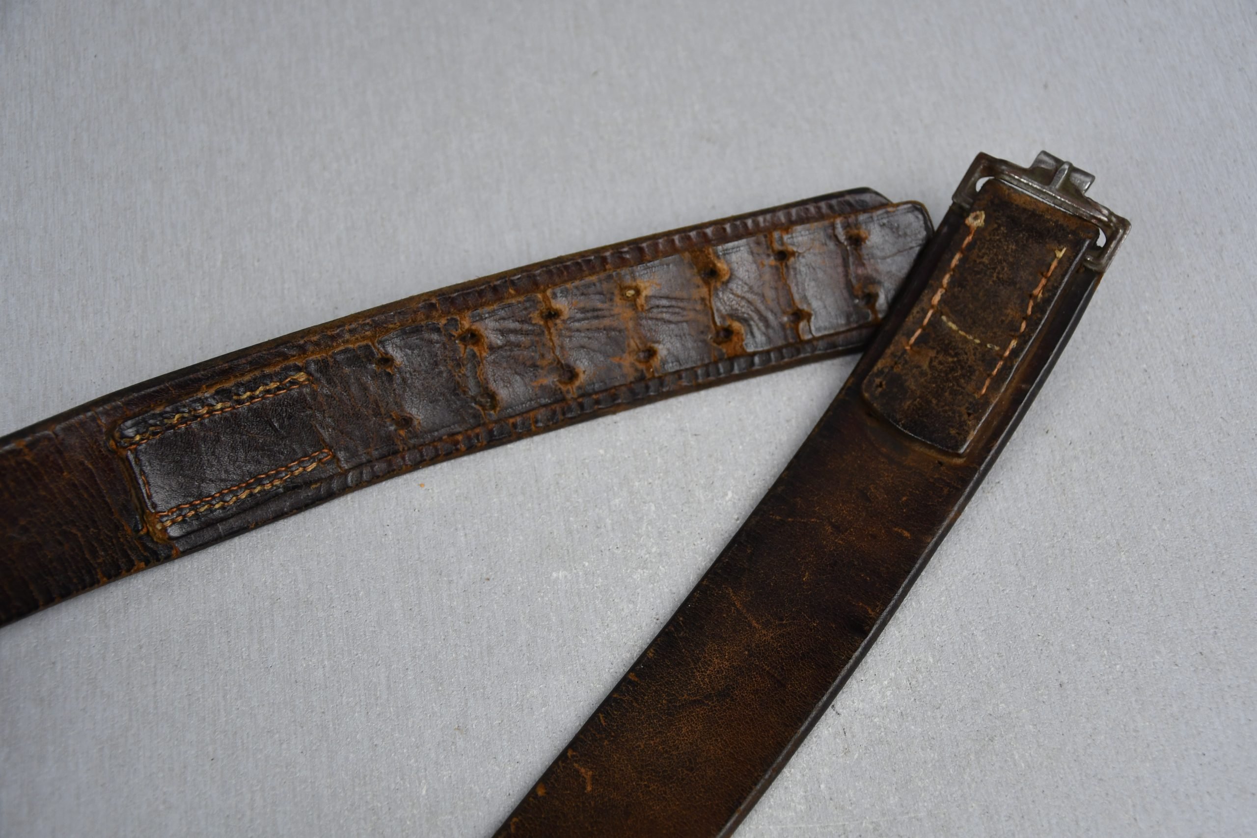 Wehrmacht leather equipment belt — image 4