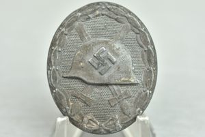 Silver wound badge by '4' Steinhauer & Lück