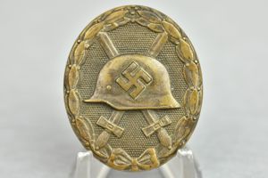 Silver wound badge by '4' Steinhauer & Lück in Buntmetall