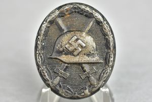 German black wound badge by '81′ Augustin Prager
