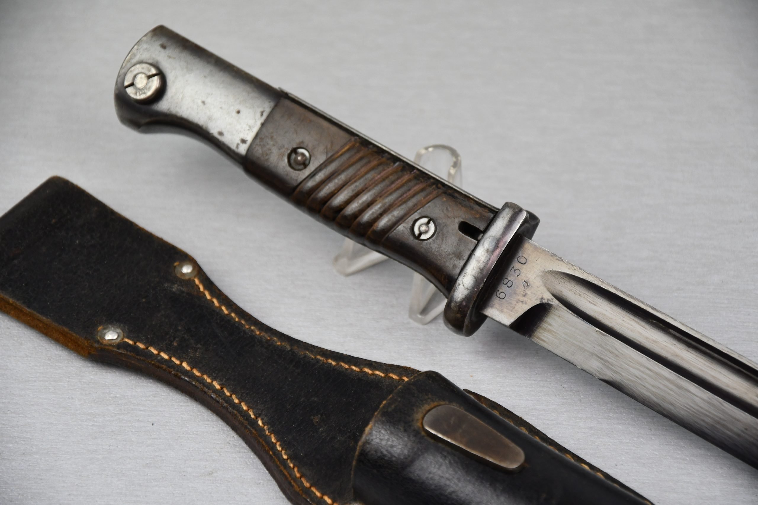 Matching Wehrmacht K98 bayonet by asw 1941 with frog — image 8