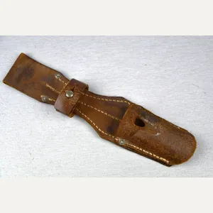 Wehrmacht brown K98 bayonet frog with RBNr.