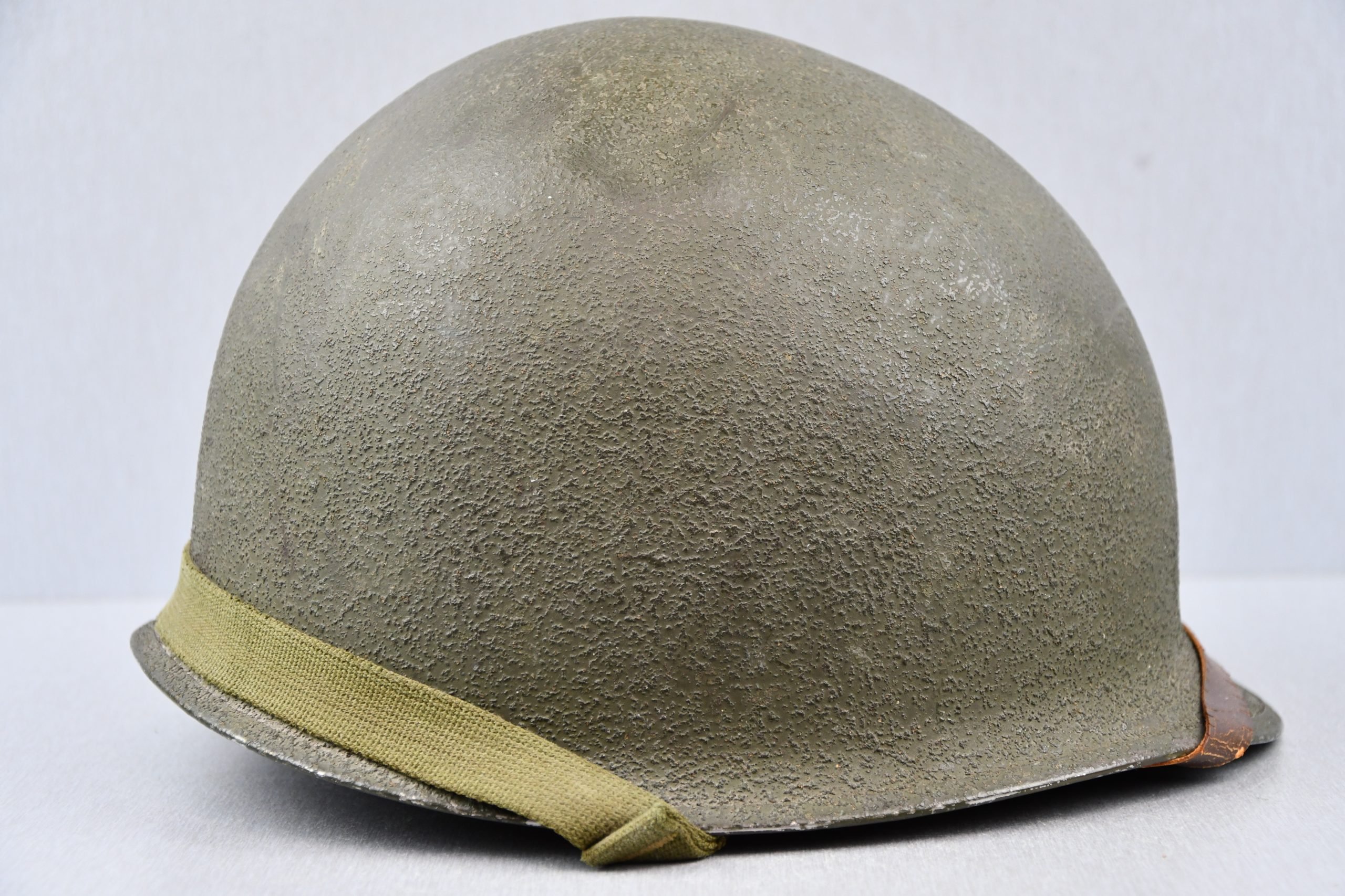 US M1 steel fixed bail helmet by 'Schleuter' with liner by Firestone — image 5
