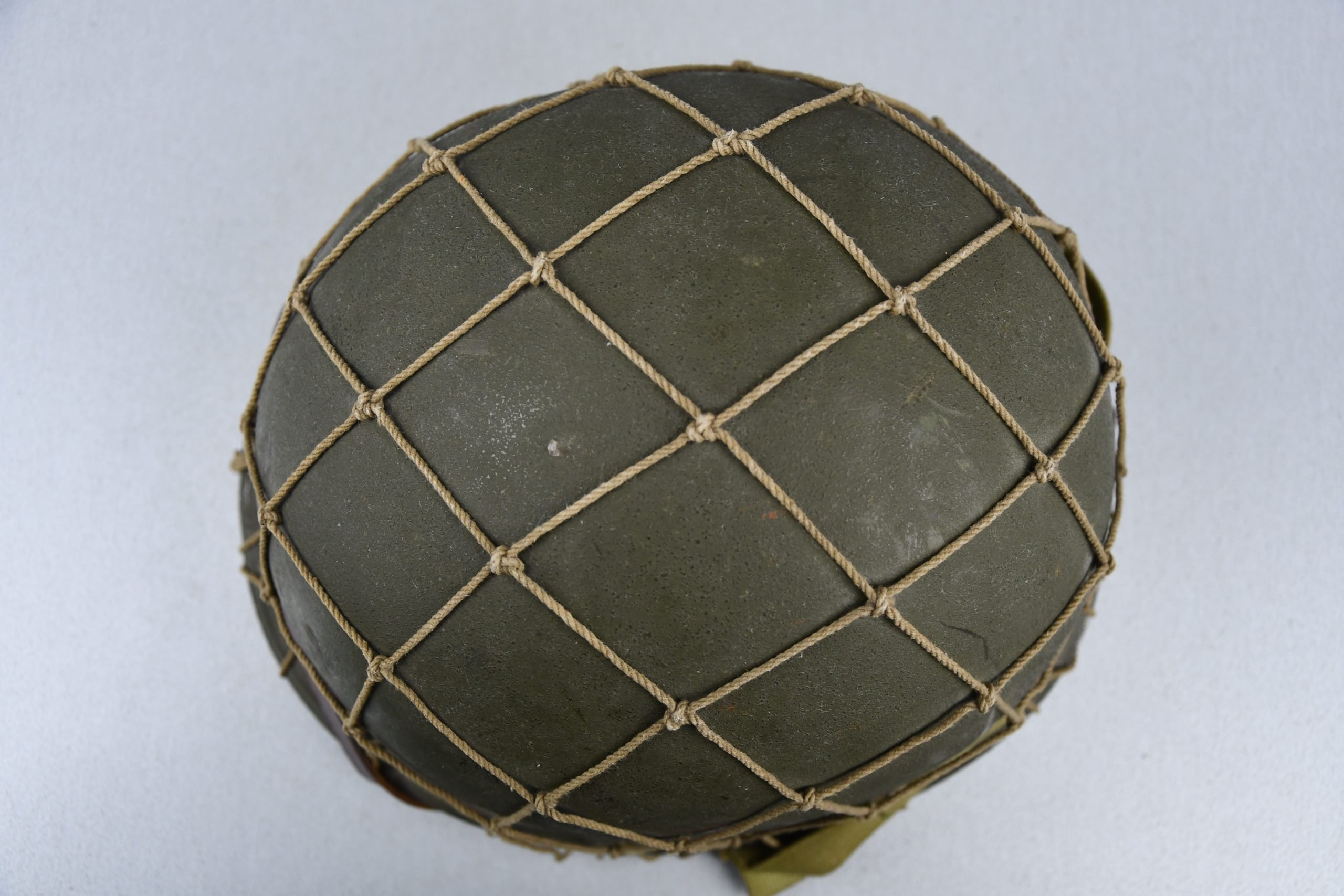 US WW2 M1 fixed bale steel helmet with liner by CAPAC — image 8