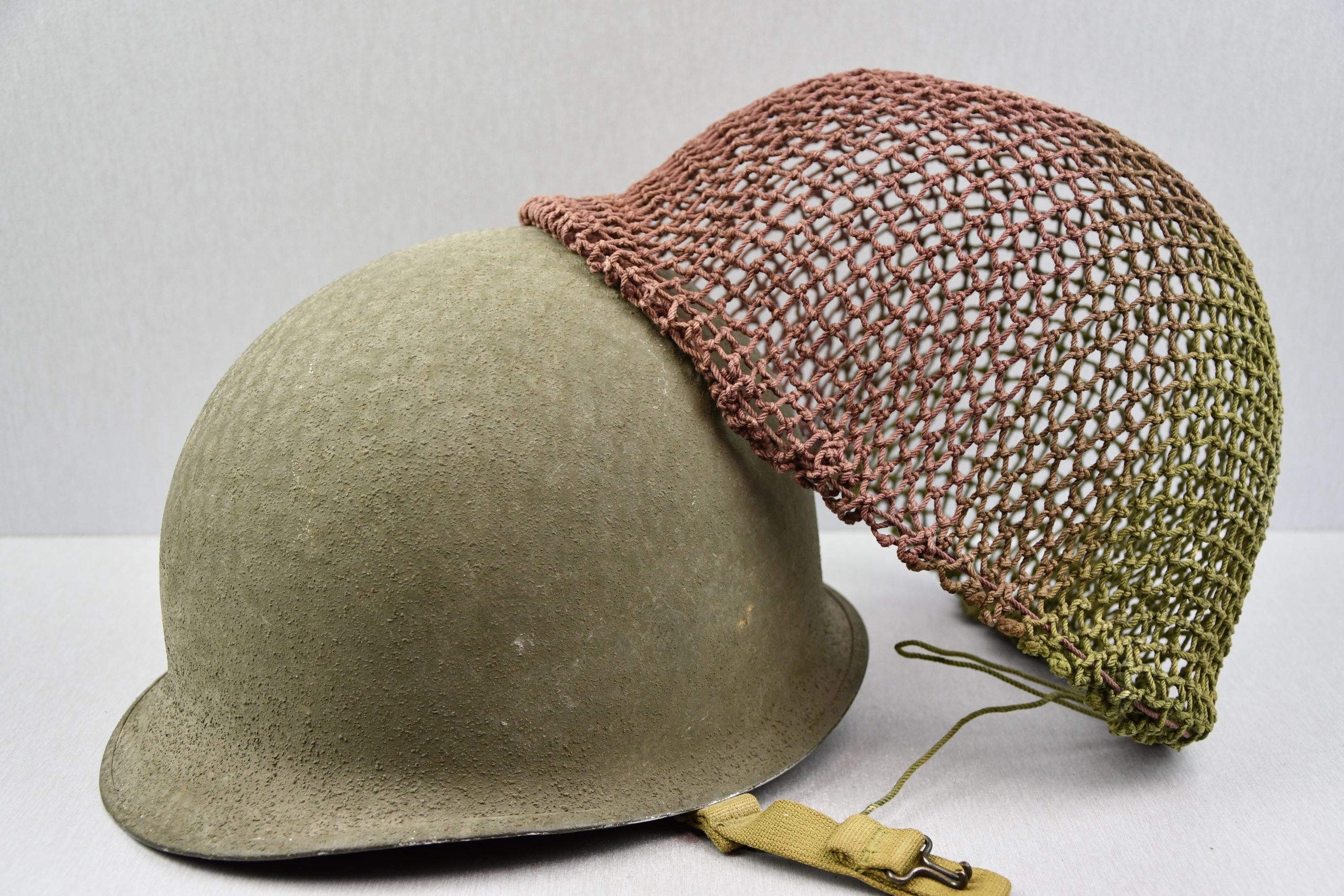 MINT US WW2 M1 fixed bale steel helmet with early Inland liner — image 27