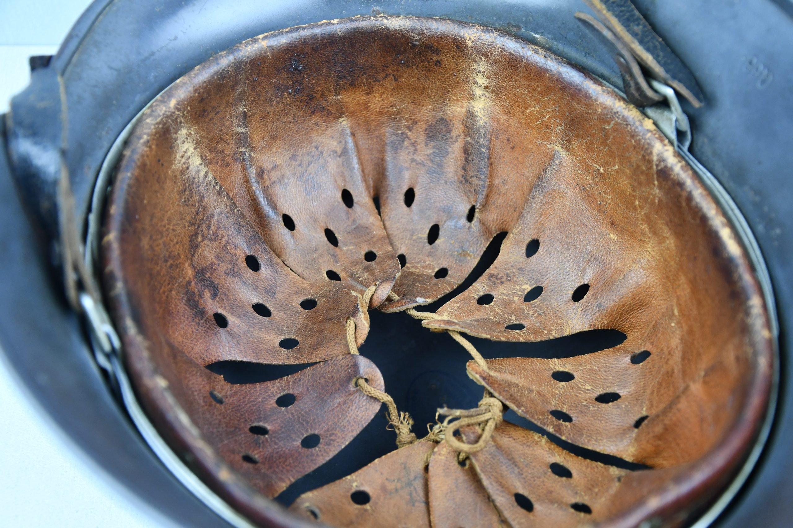 M35 Luftwaffe ex-double decal steel helmet Q66 1939 — image 11