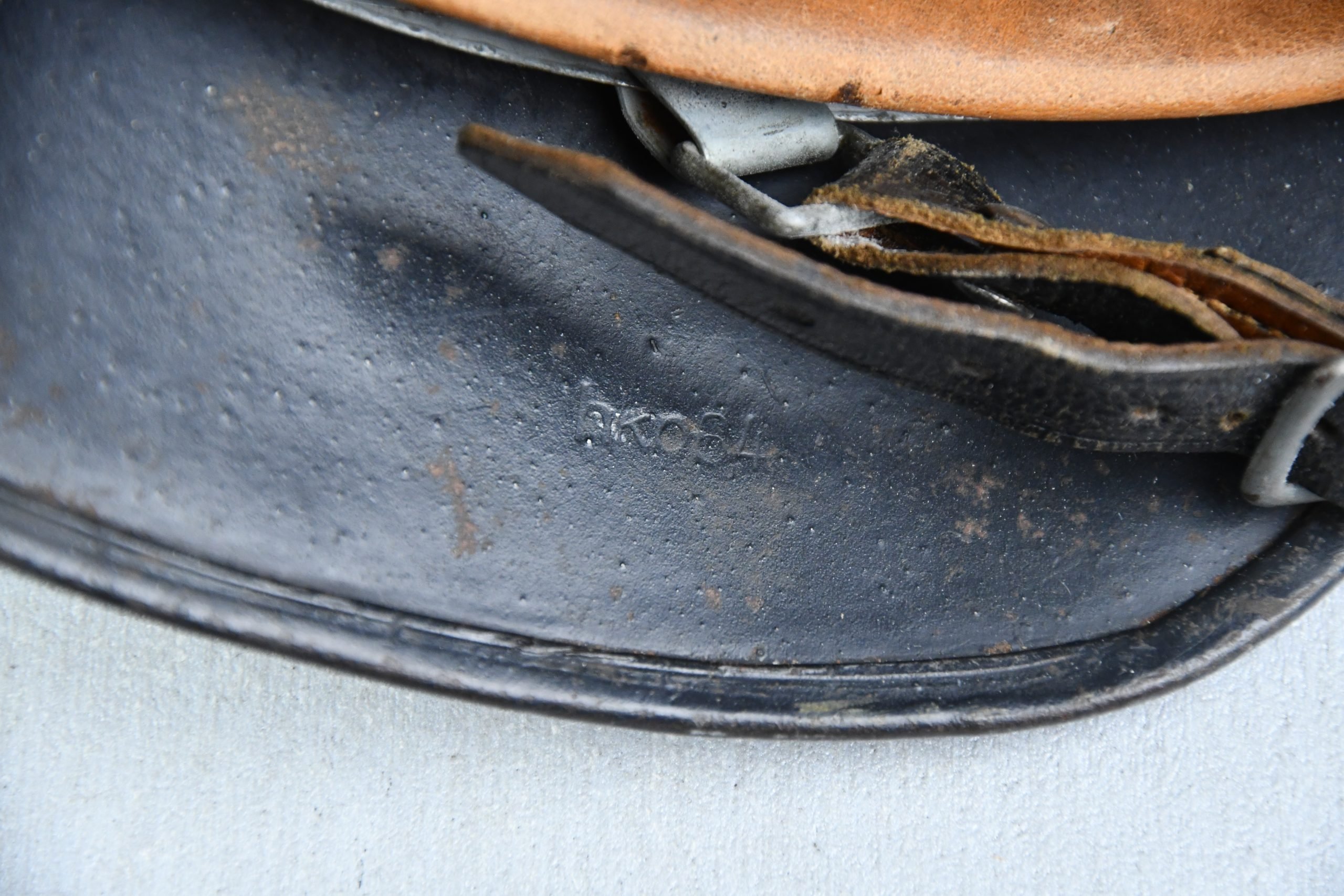 M40 Luftwaffe single decal steel helmet hkp64 — image 11