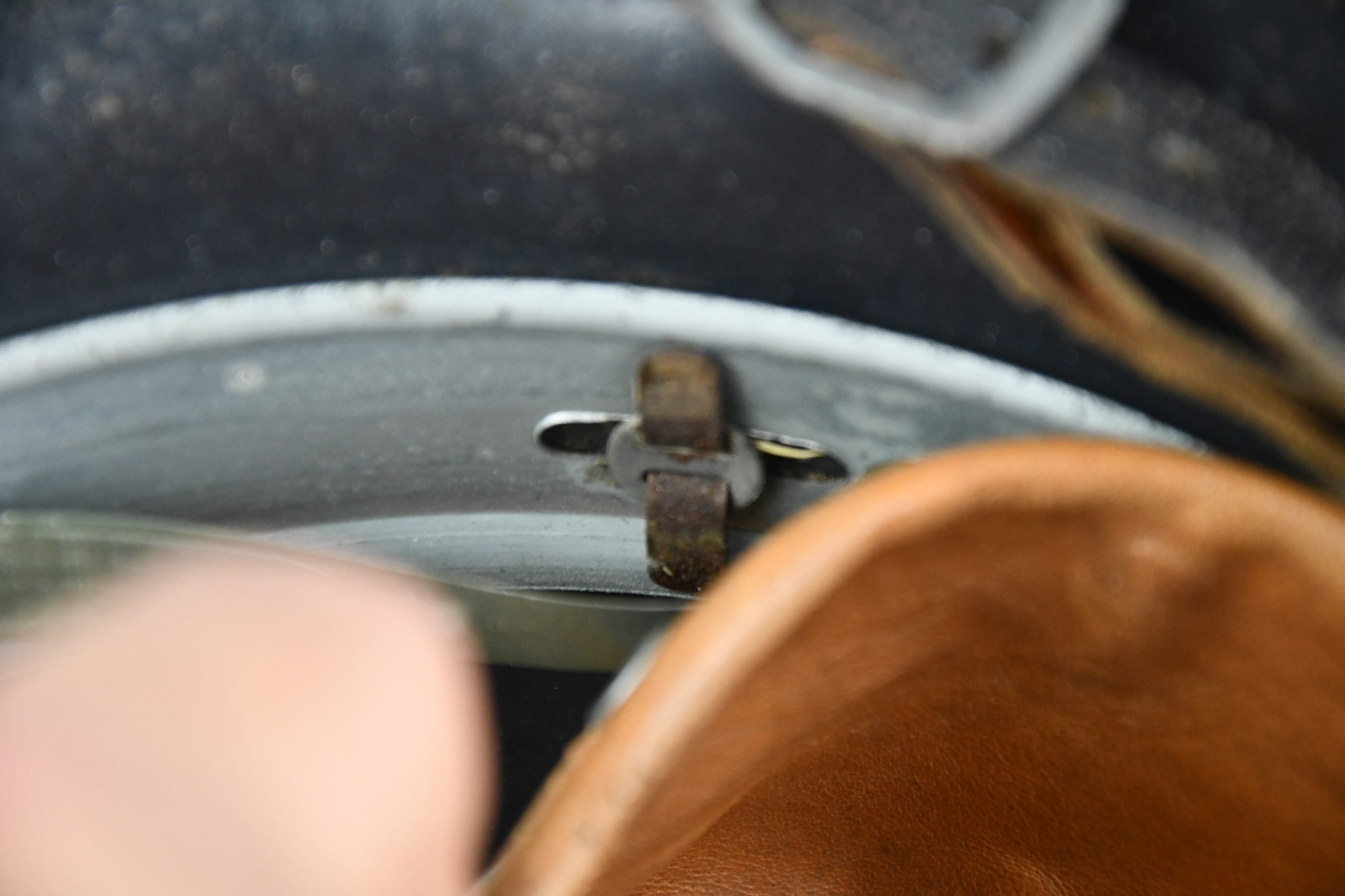 M40 Luftwaffe single decal steel helmet hkp64 — image 16