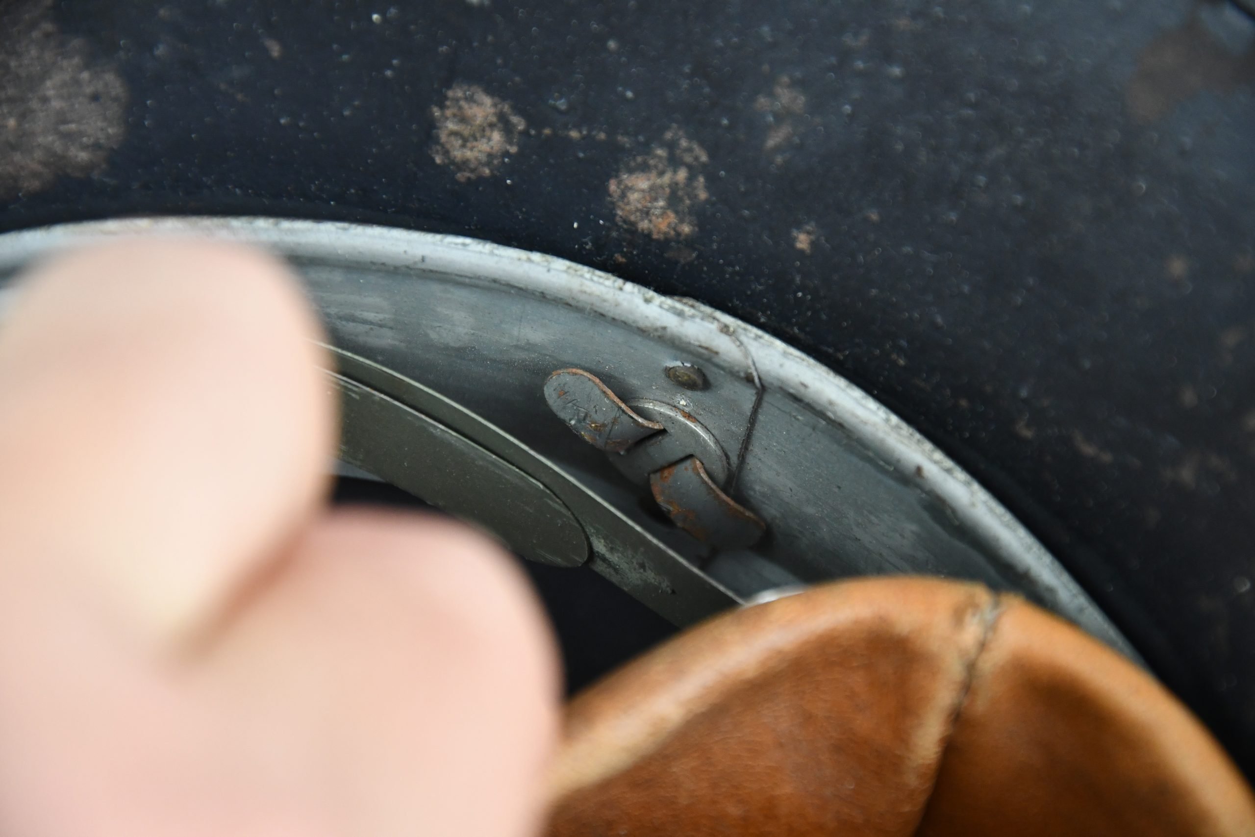 M40 Luftwaffe single decal steel helmet hkp64 — image 17