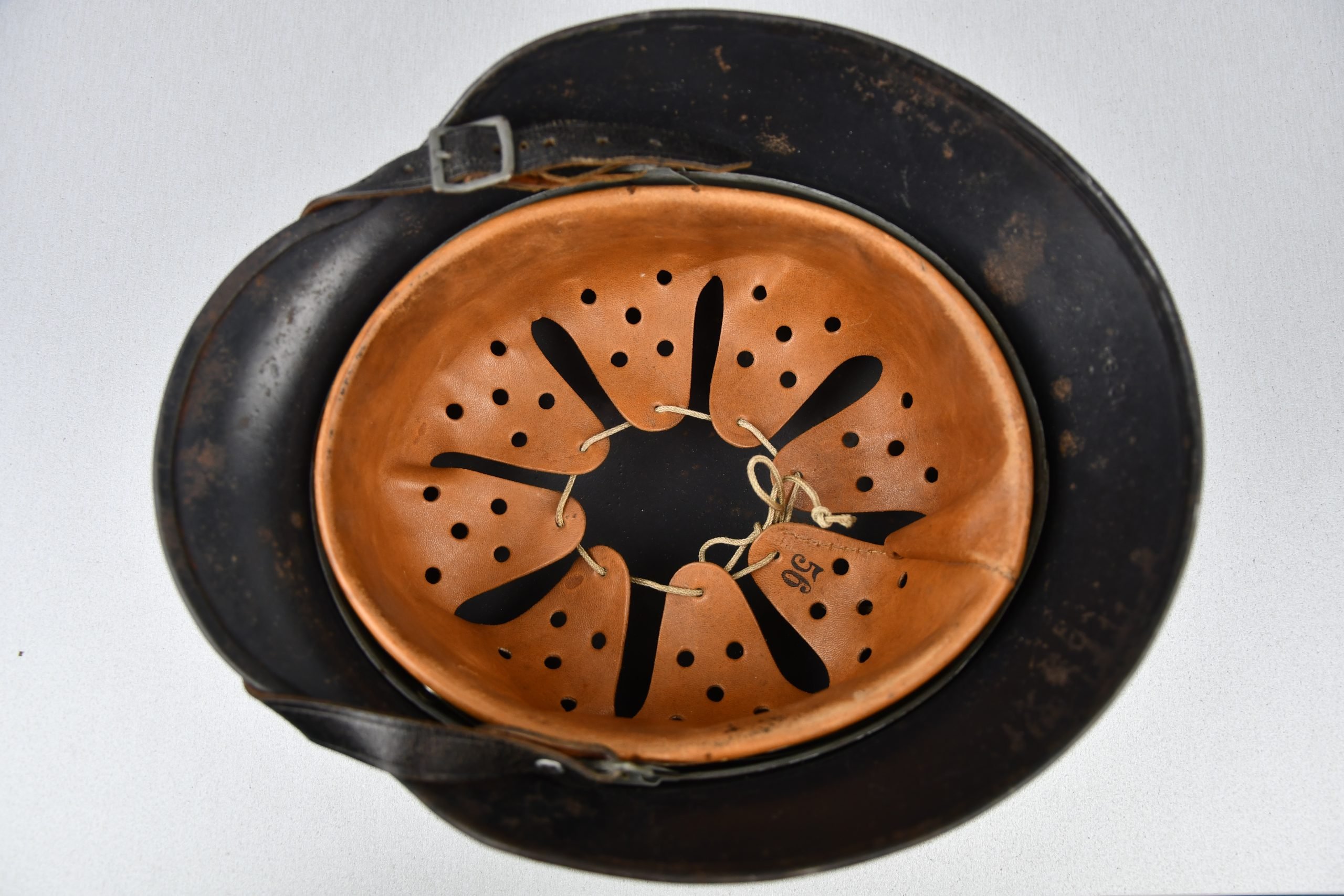 M40 Luftwaffe single decal steel helmet hkp64 — image 8