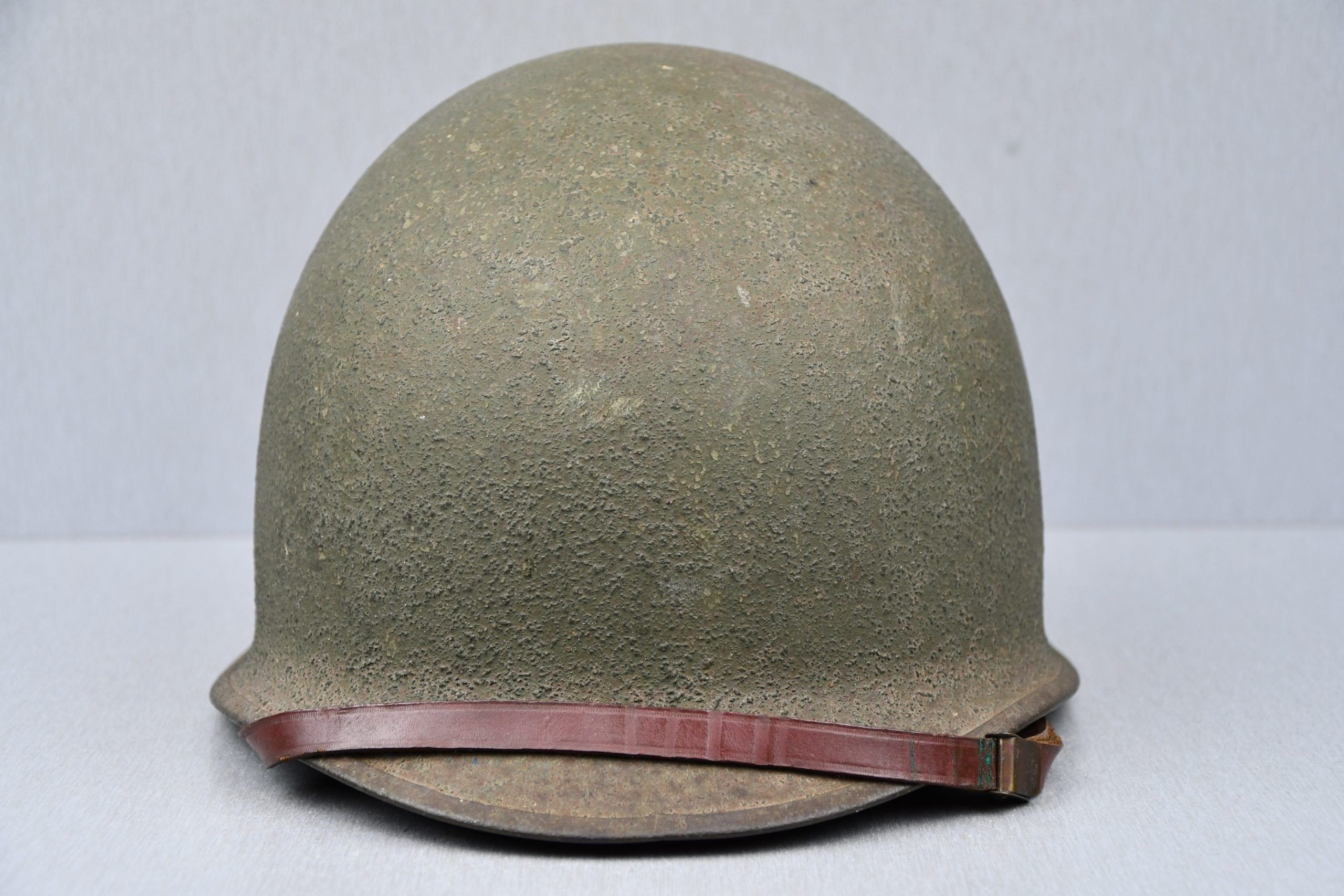 US WW2 M1-C paratrooper helmet with Westinghouse liner — image 2