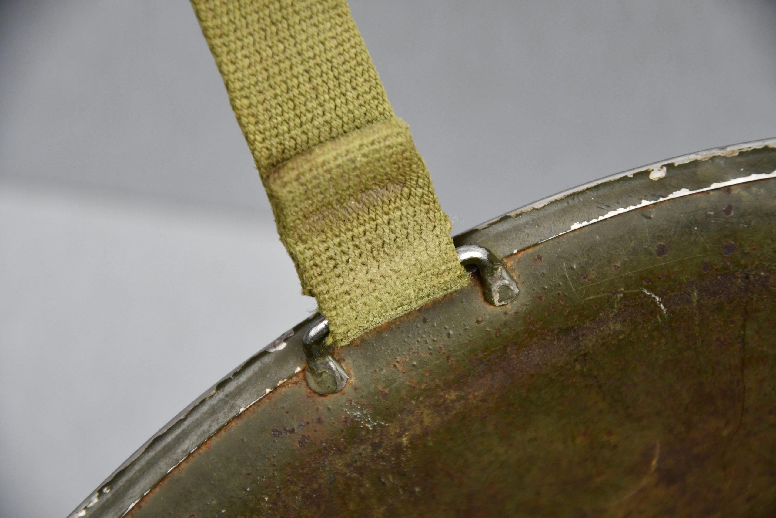 US WW2 M1 fixed bale steel helmet with liner by CAPAC for Lieutenant — image 22