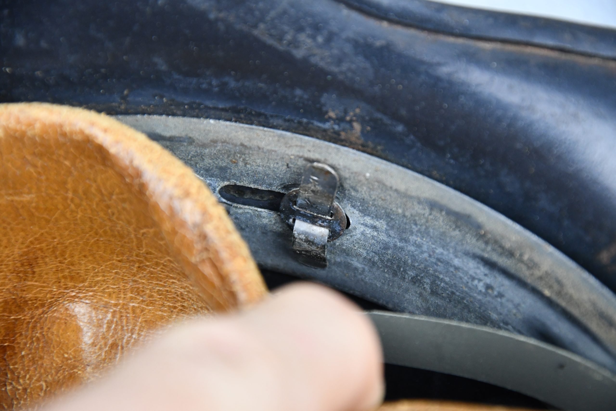 M40 Luftwaffe single decal steel helmet hkp64 named Uffz. Wabersitzki — image 12