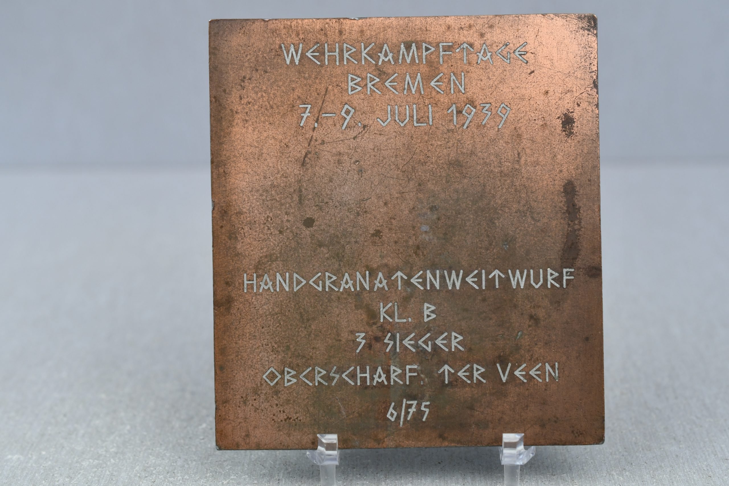 SA Sturmabteiling 'Gruppe Nordsee' bronze table medal for 'Grenade Throwing' 1939 — image 2