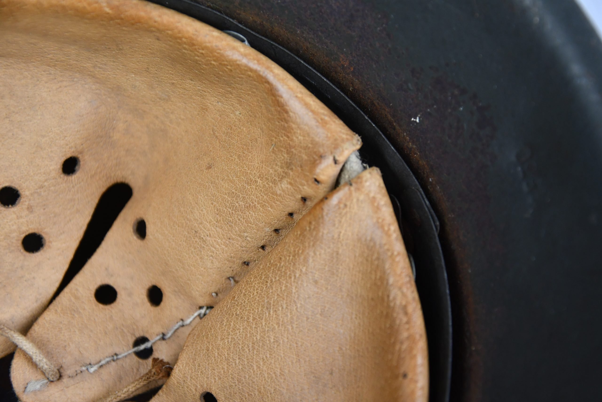 M42 army (Heer) ex-single decal steel helmet ET62 — image 11