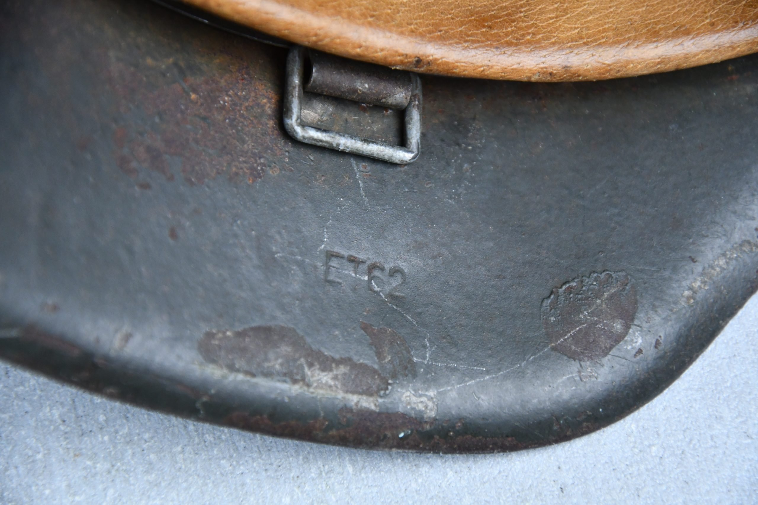 M42 army (Heer) ex-single decal steel helmet ET62 — image 13