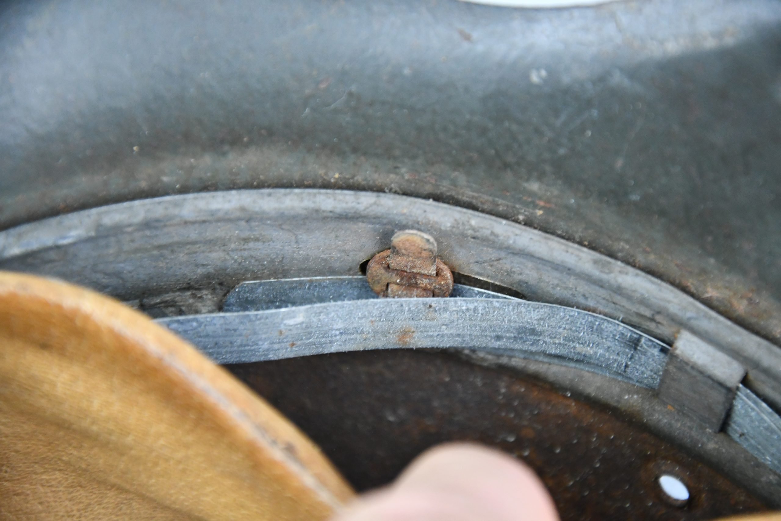 M42 army (Heer) ex-single decal steel helmet ET62 — image 16