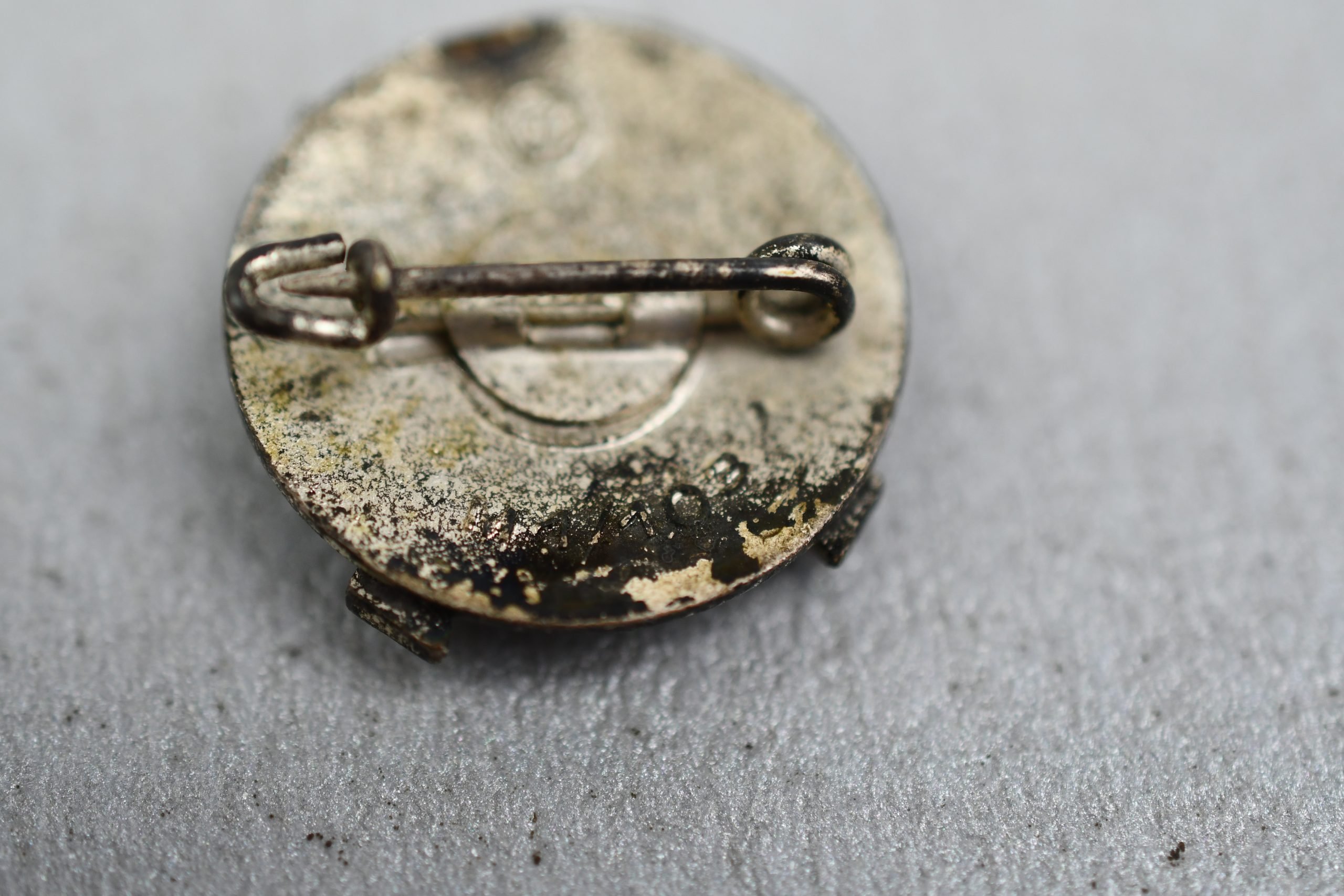 Deutsches Jungvolk (DJ) marksmanship badge silver grade by M1/103 Richard Sieper & Söhne — image 3