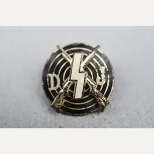 Deutsches Jungvolk (DJ) marksmanship badge silver grade by M1/103 Richard …