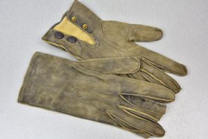 Wehrmacht/Waffen-SS suede officer gloves
