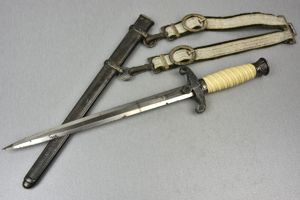 Army officer dagger 'Heeres-Offizierdolch' by Arthur Schüttelhöfer