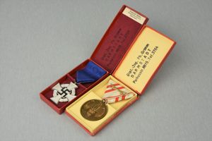 Named medal set 25 years service and Austiran WW1 medal …