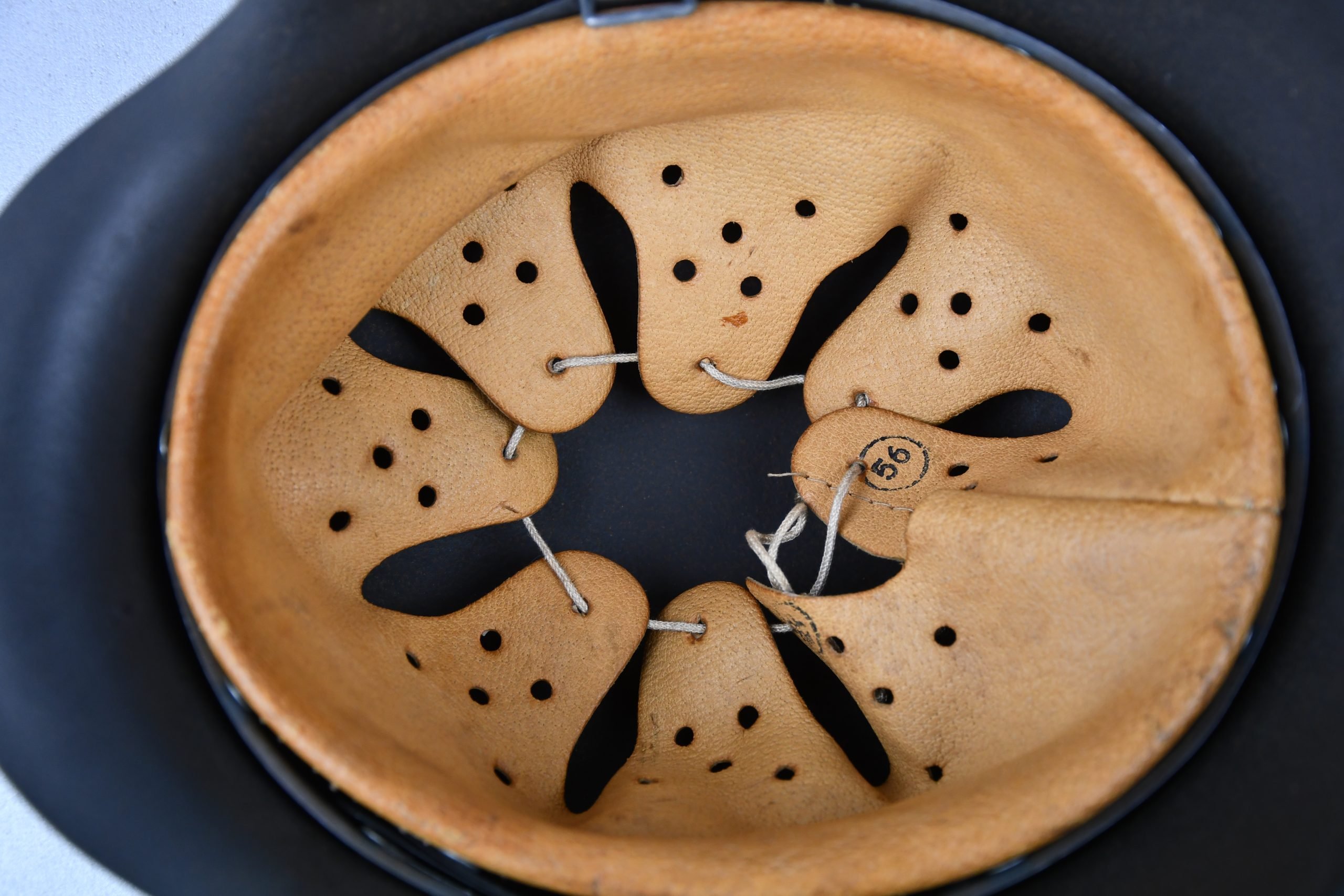 M42 army (Heer) no decal steel helmet hkp64 (with fake decal) — image 8