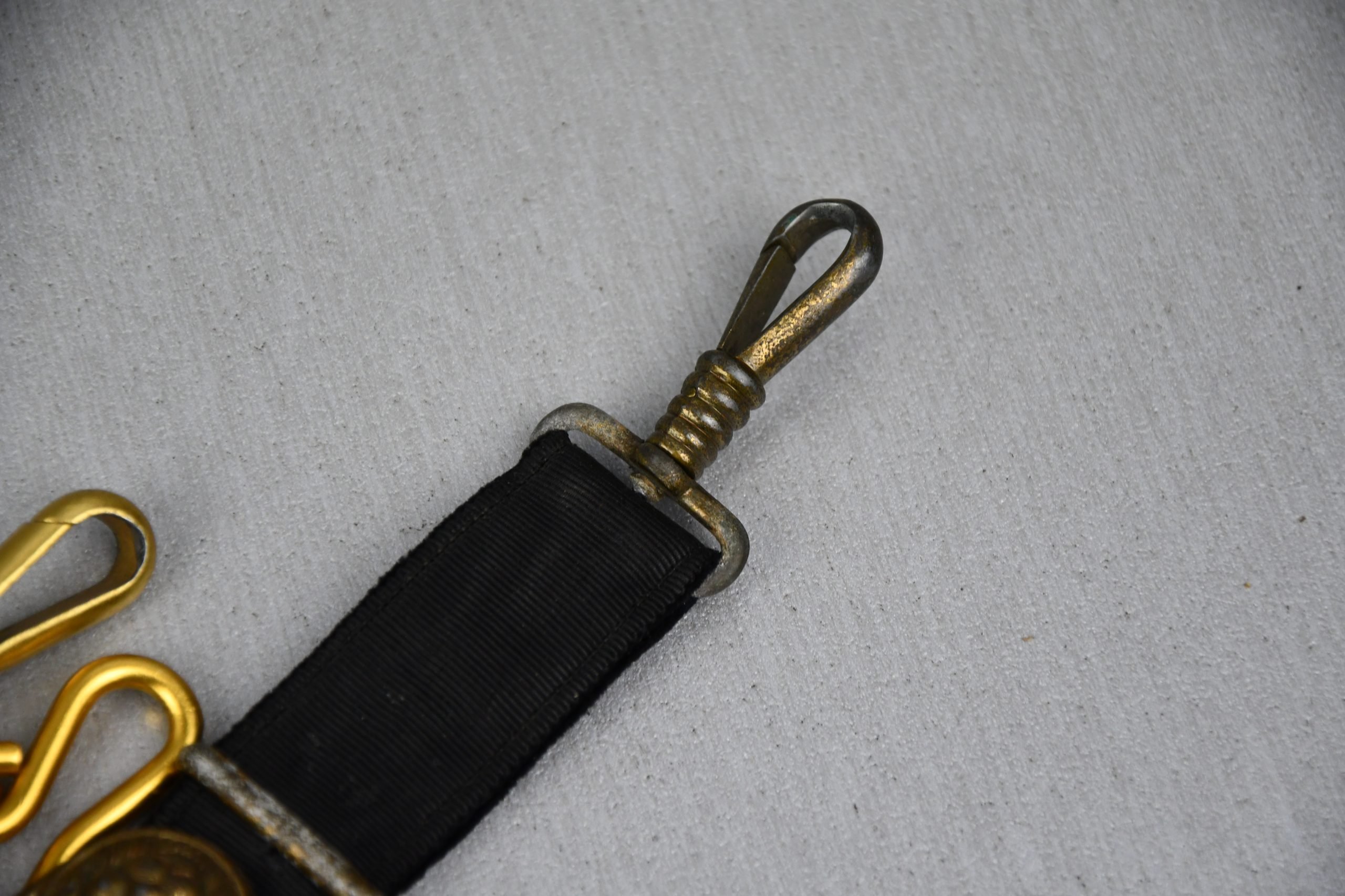 Kriegsmarine officer dagger hangers — image 5