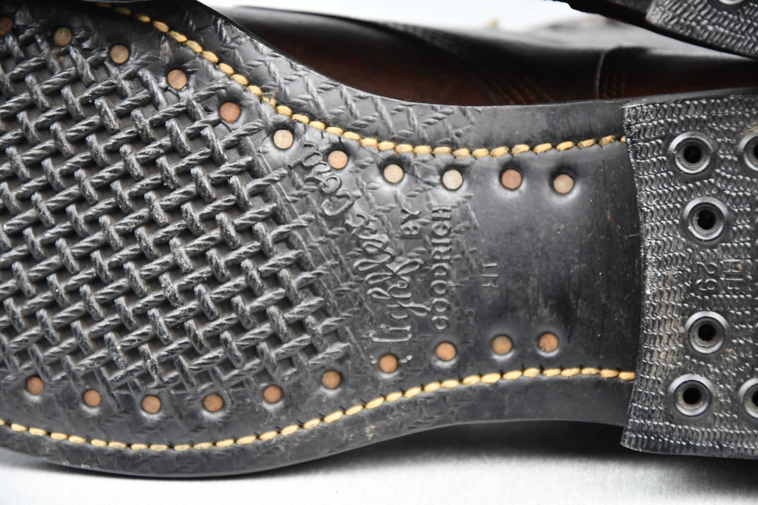 MINT US WW2 roughout type III standard issue service shoes — image 9