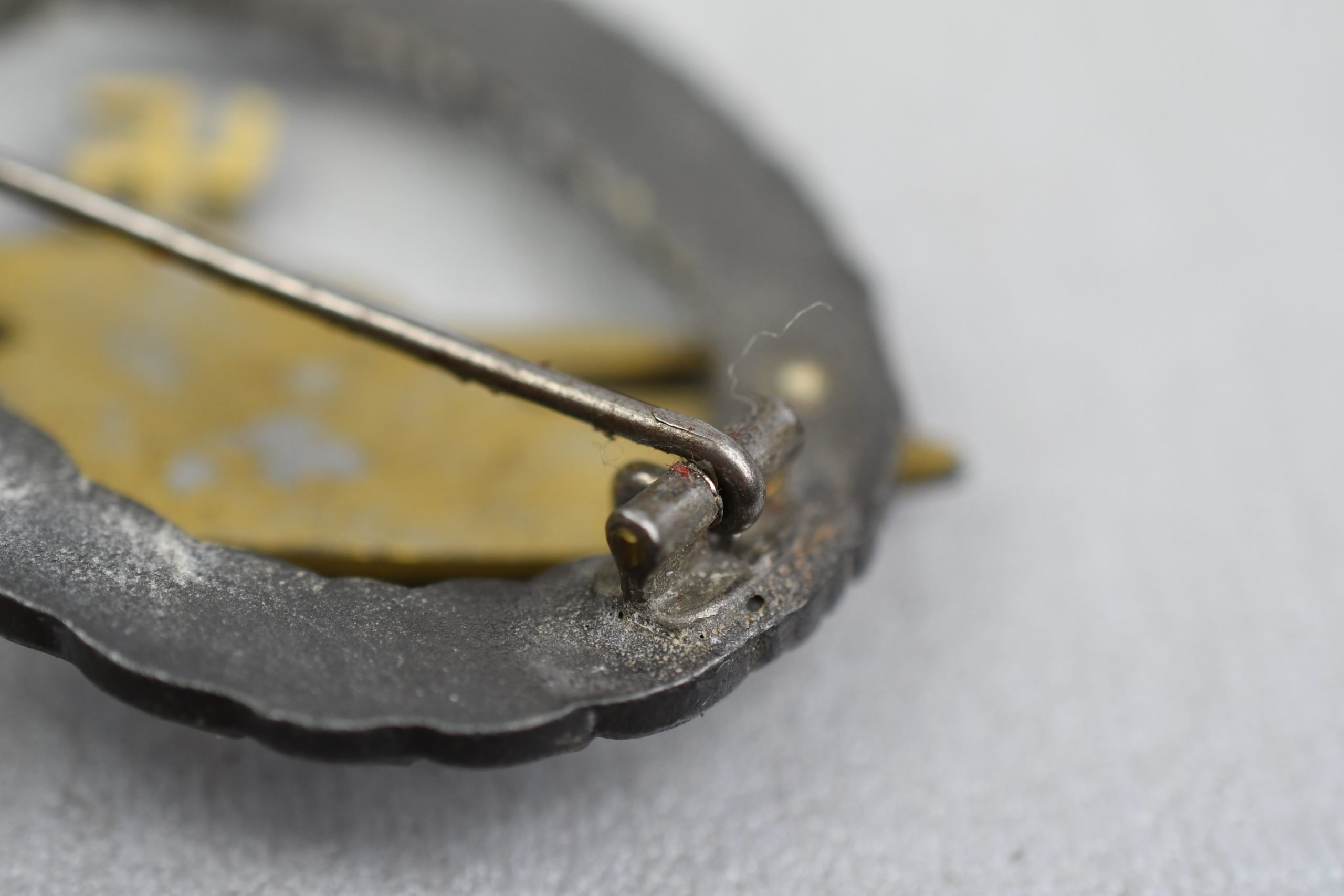 Luftwaffe paratrooper badge 'Fallschirm Schützenabzeichen' by Friedrich Linden FLL — image 4