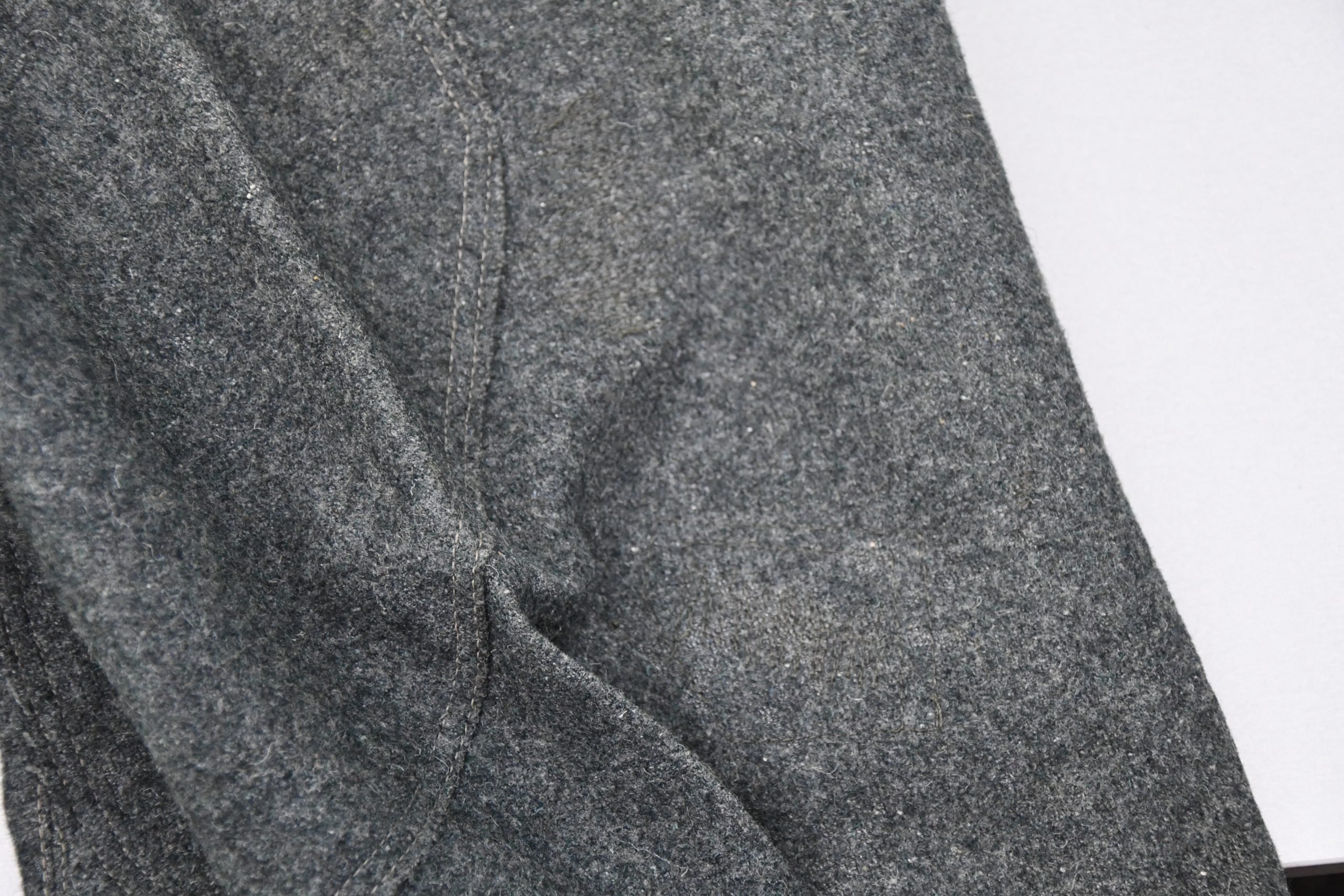 Wehrmacht/Waffen-SS M43 combat trousers in green wool with RBNr. — image 18