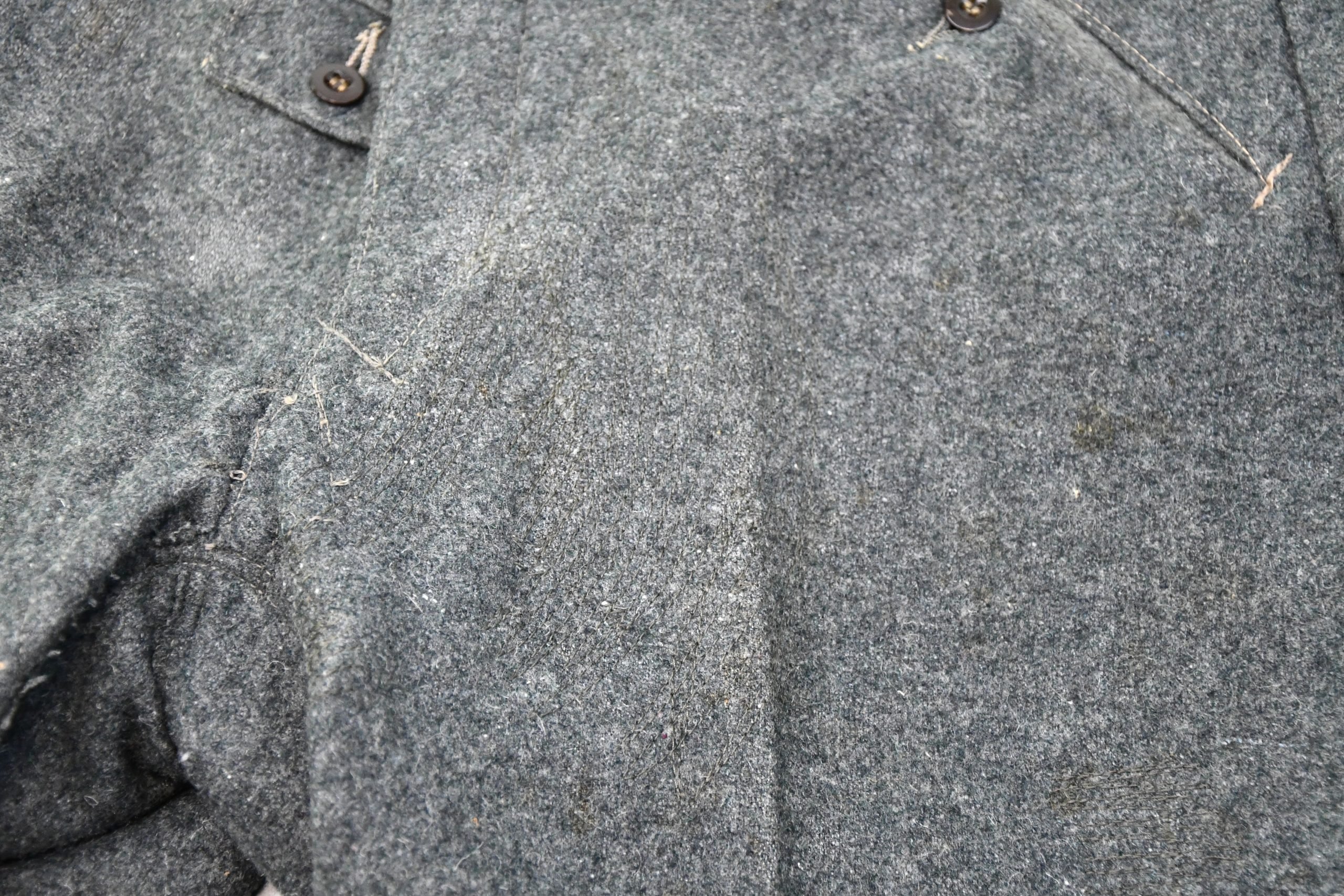 Wehrmacht/Waffen-SS M43 combat trousers in green wool with RBNr. — image 9